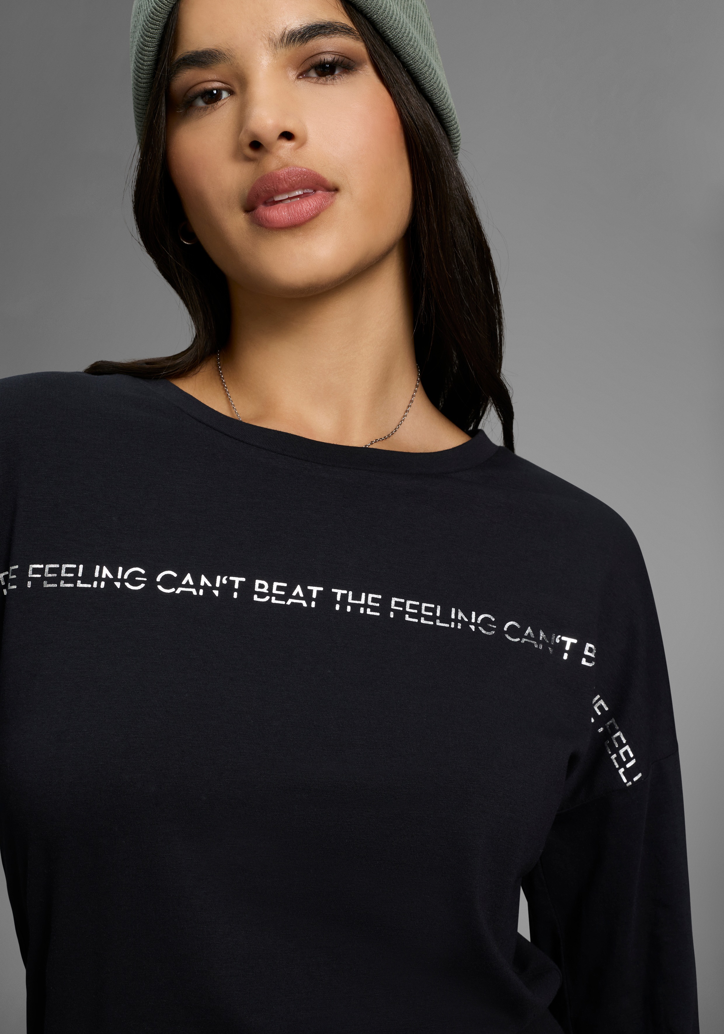 Thumbnail - KangaROOS Langarmshirt mit schimmerndem Druck