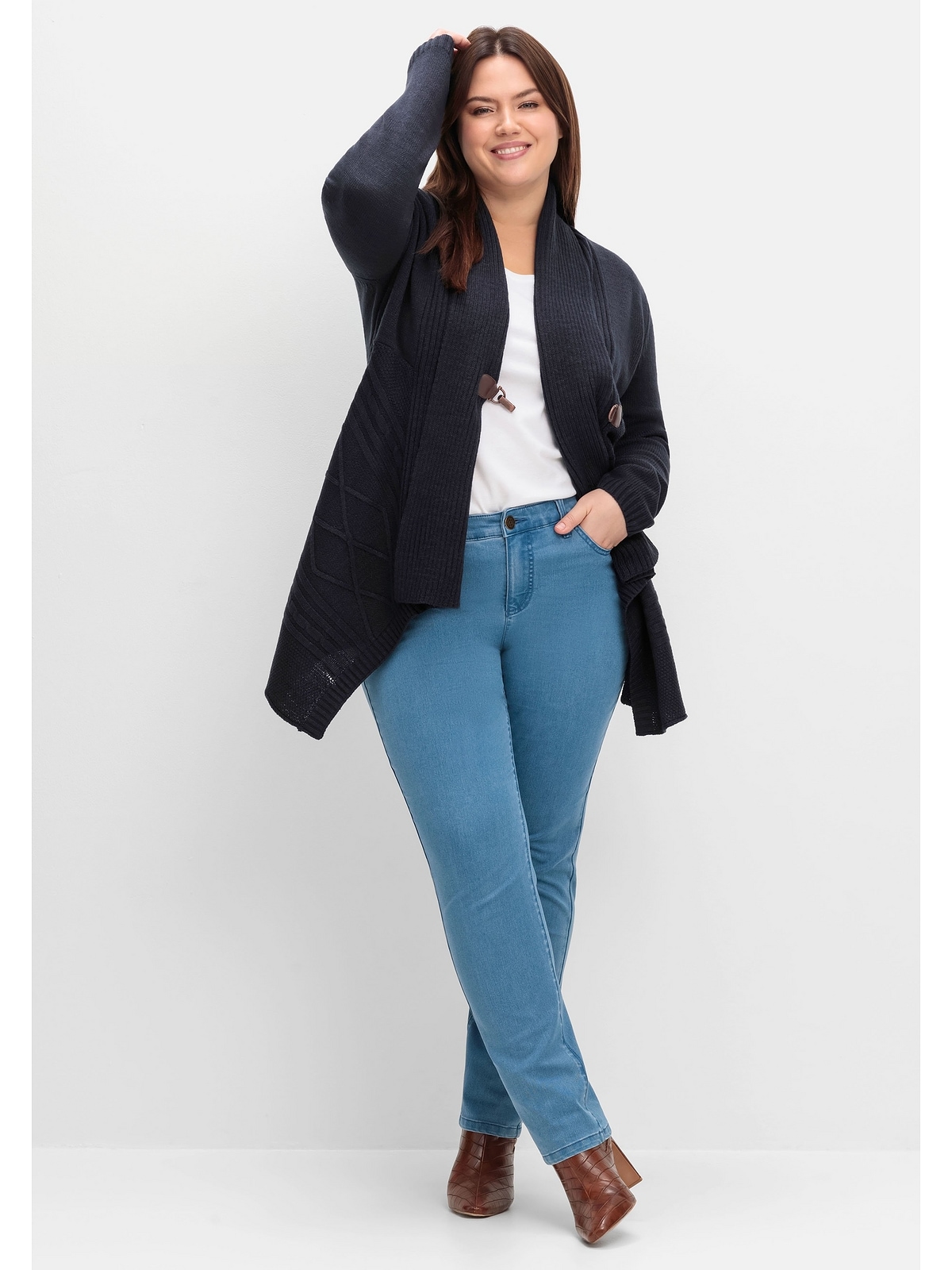 sheego by Joe Browns Longstrickjacke »Große Größen«, mit Schalkragen und elegantem Verschluss