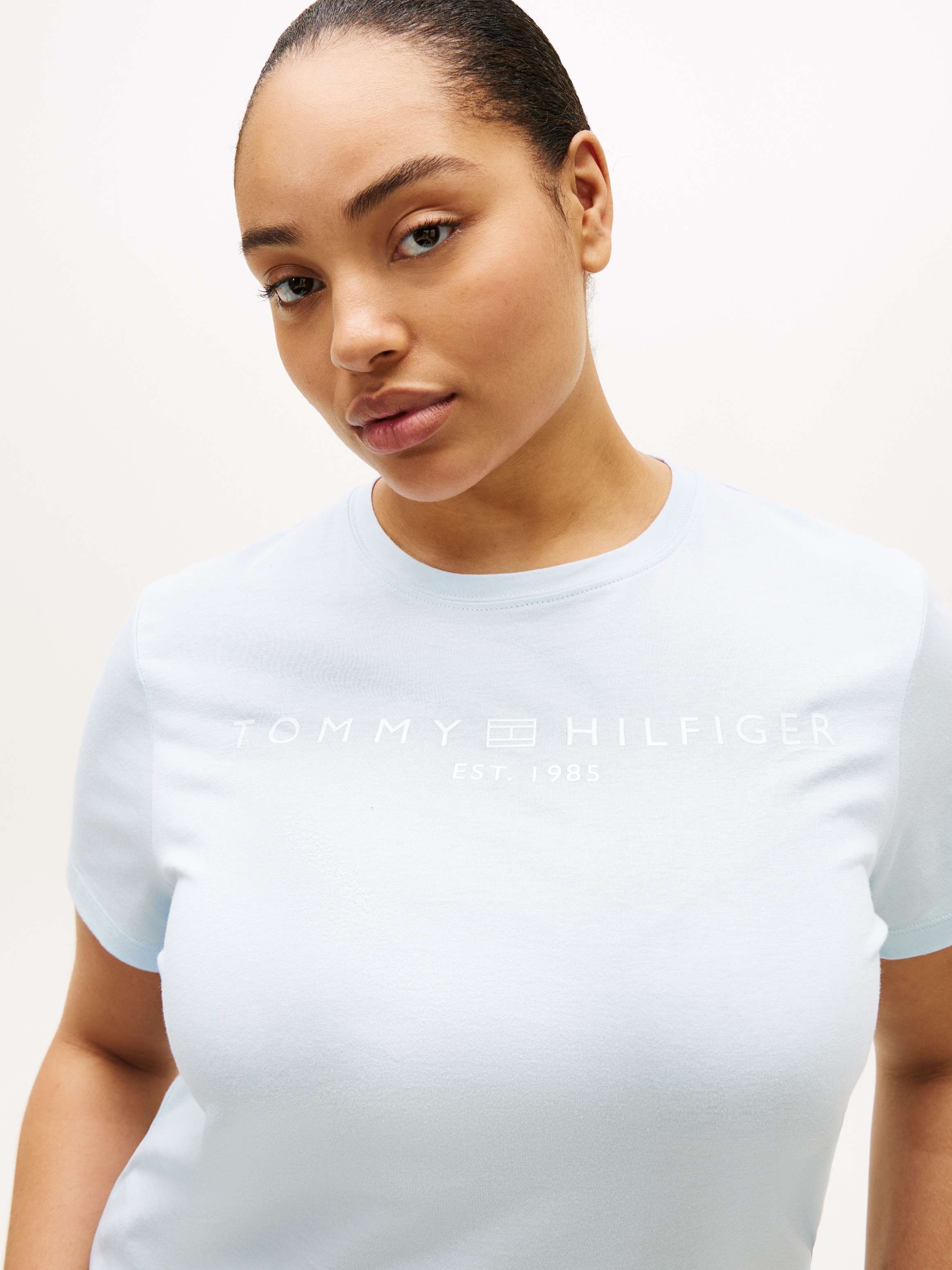 Tommy Hilfiger Curve T-Shirt "CRV REG CORP LOGO C-NK SS" in großen Größen günstig online kaufen