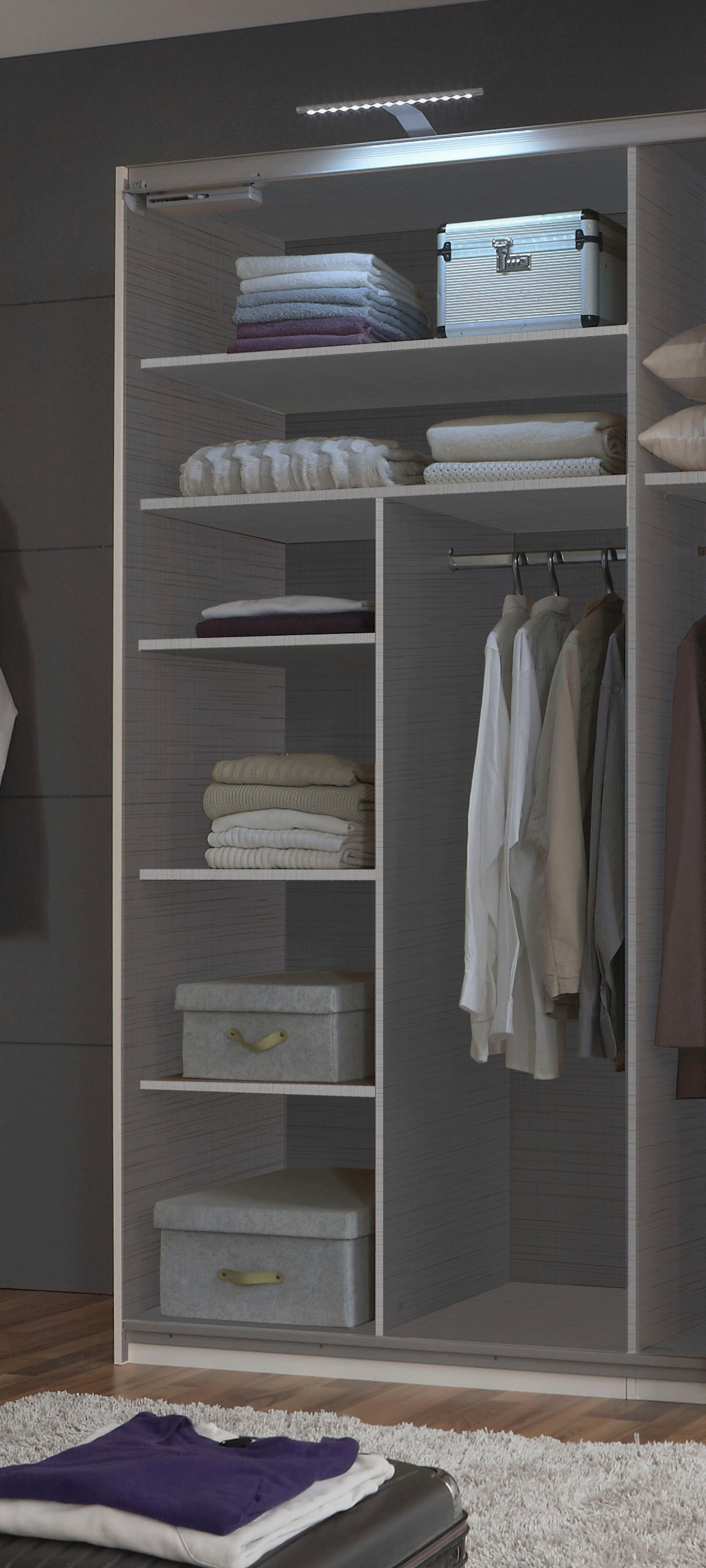 Wimex Schwebetürenschrank »Bern Schiebetürenschrank TOPSELLER«, Schrank mit zusätzlicher Innenausstattung, Garderobe