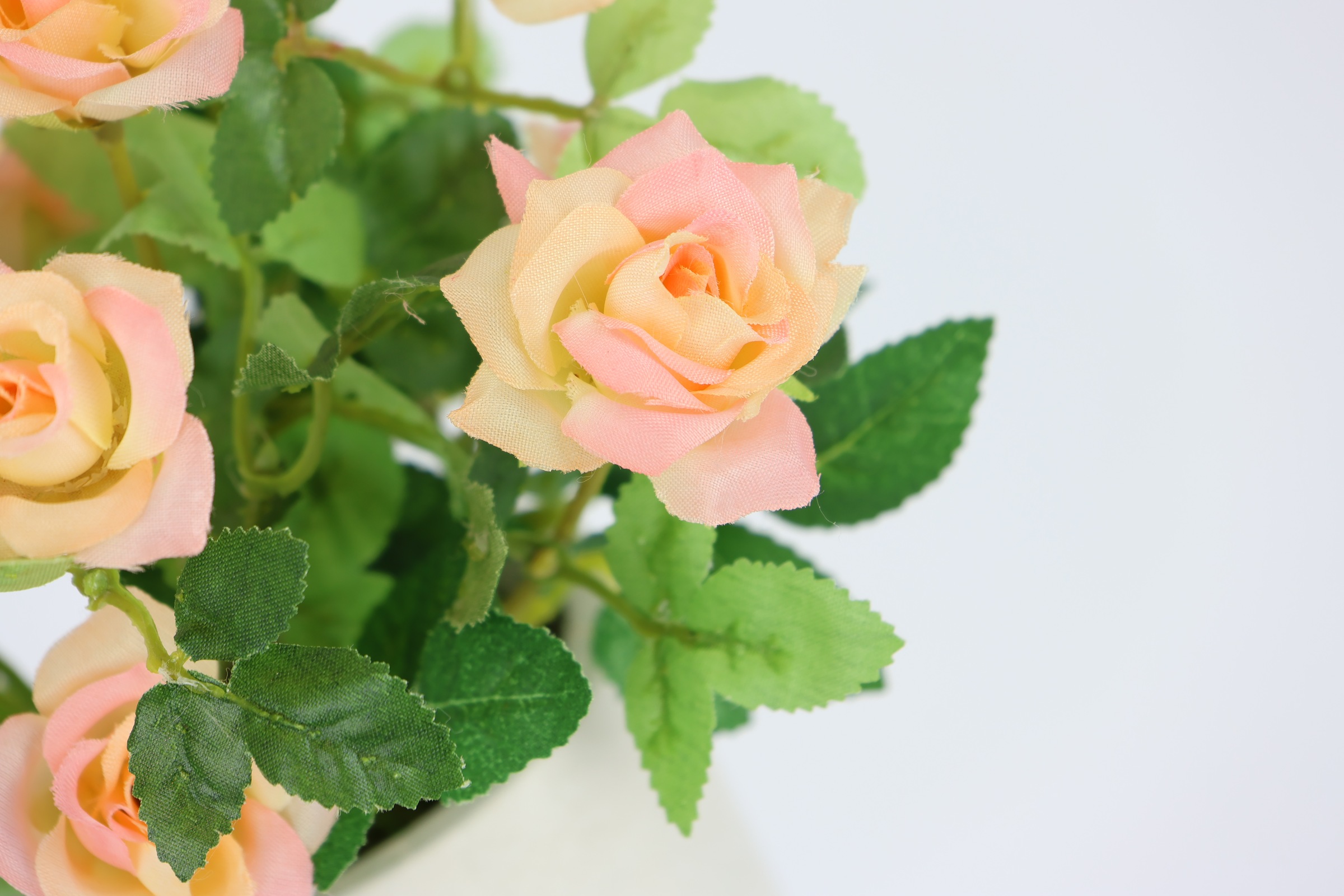 I.GE.A. Kunstblume »Wildrosen Busch im Topf«, Rosen Kunstrosen Kunstpflanze Blumen Künstliche Hochzeitsdeko