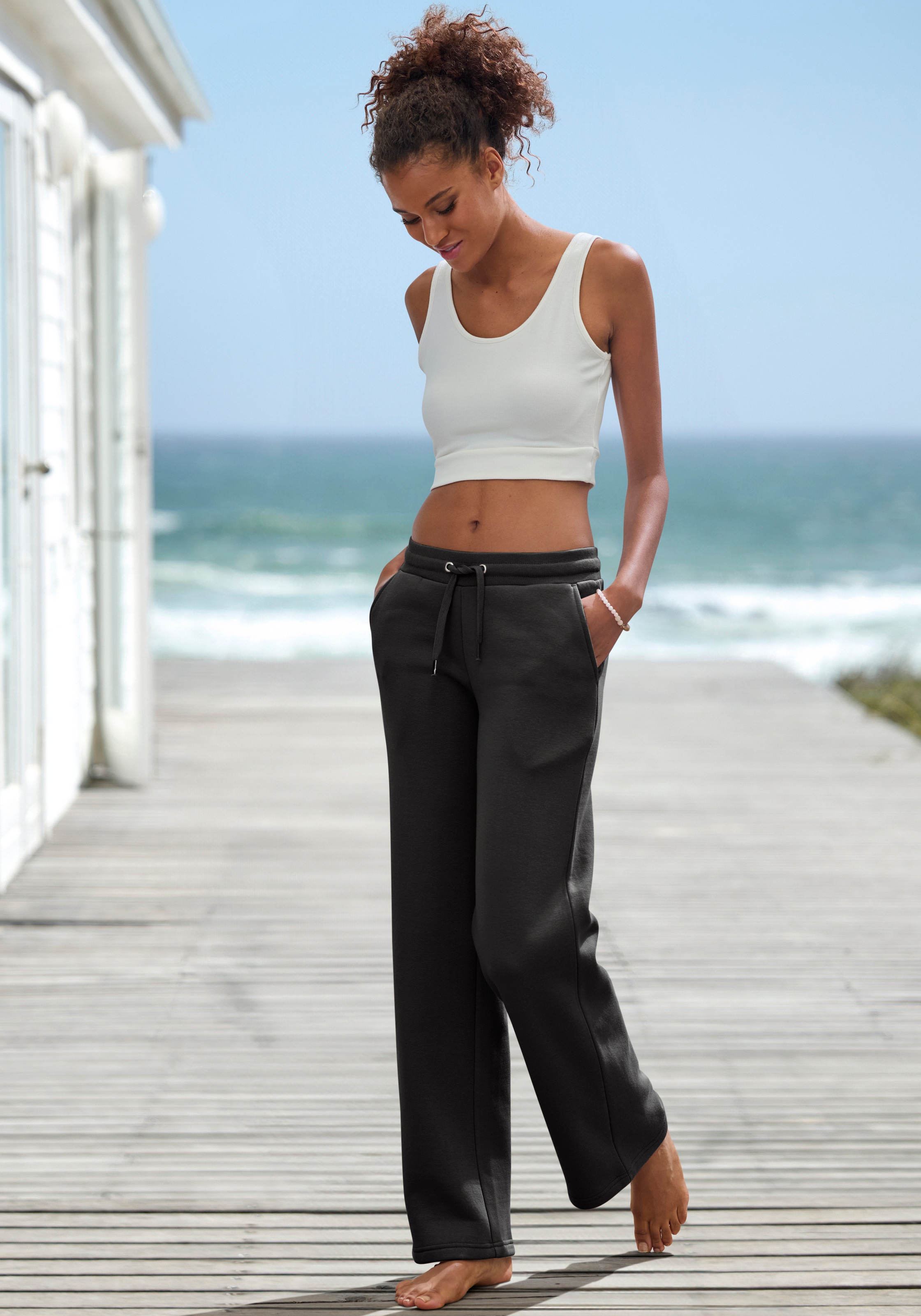 Relaxhose H.I.S, Damen, Gr. 40/42, N-Gr, schwarz, angeraute Sweatware, Obermaterial: 50% Polyester, 30% Viskose, 20% Baumwolle, unifarben, Basic, bequem lang, Hosen Relaxhose, mit weitem Bein und aus ultraweicher Sweatqualität, Loungewear 2