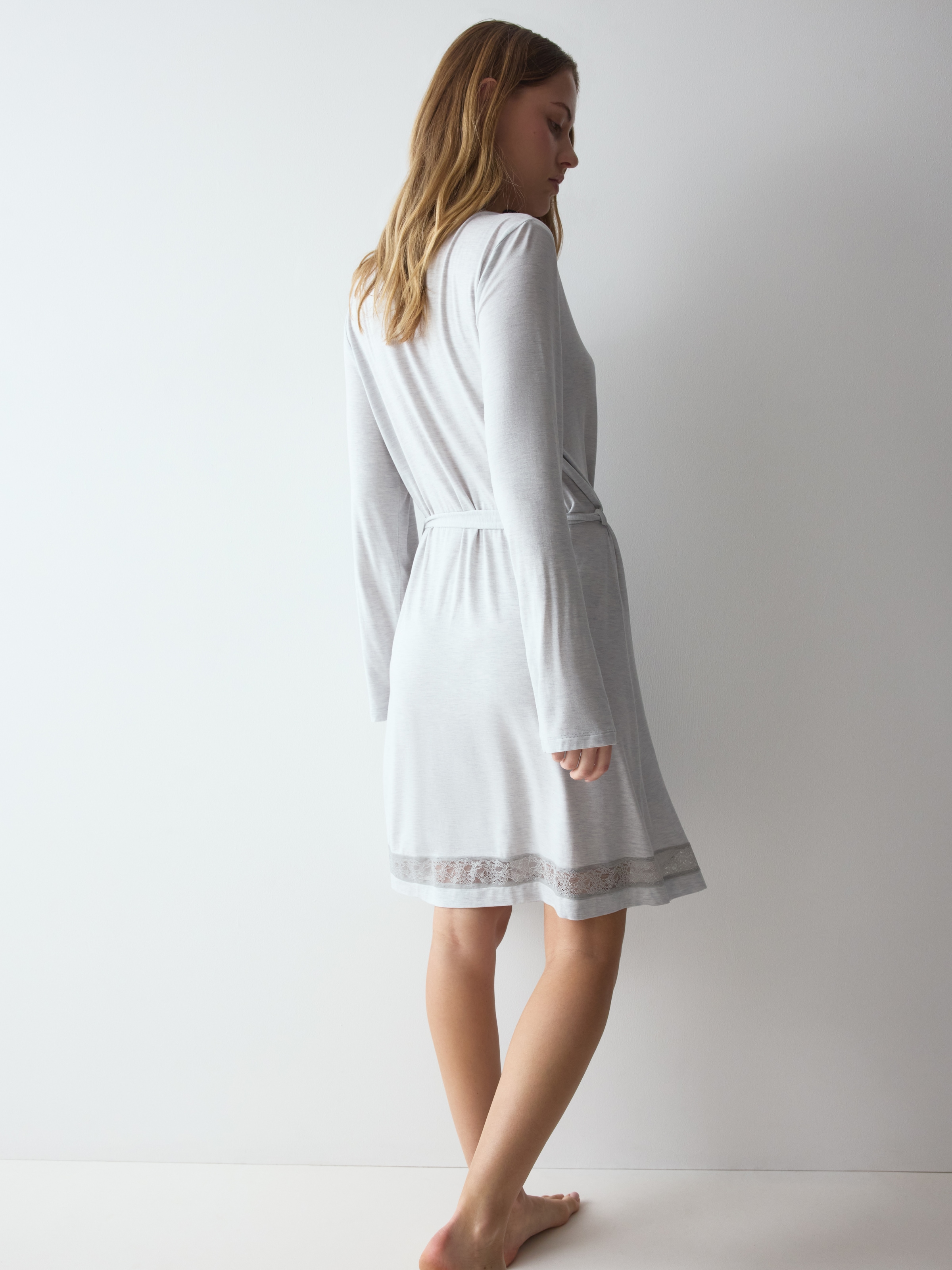 Triumph Morgenmantel »Comfort Allure Robe« weich und pflegeleicht