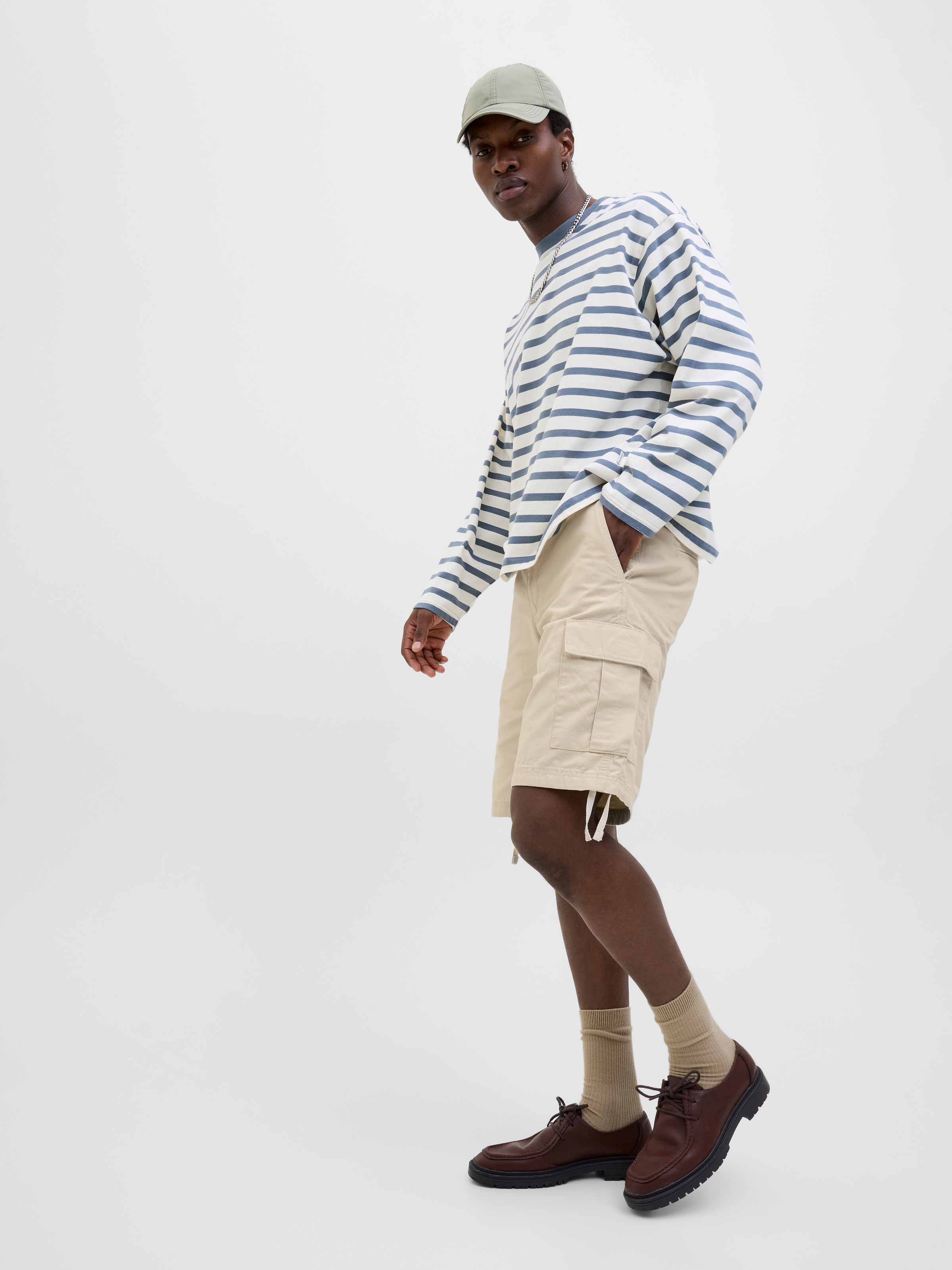 Jack & Jones Cargoshorts »JPSTCOLE BARKLEY JJCARGO SHORTS SN«, mit Cargo Taschen
