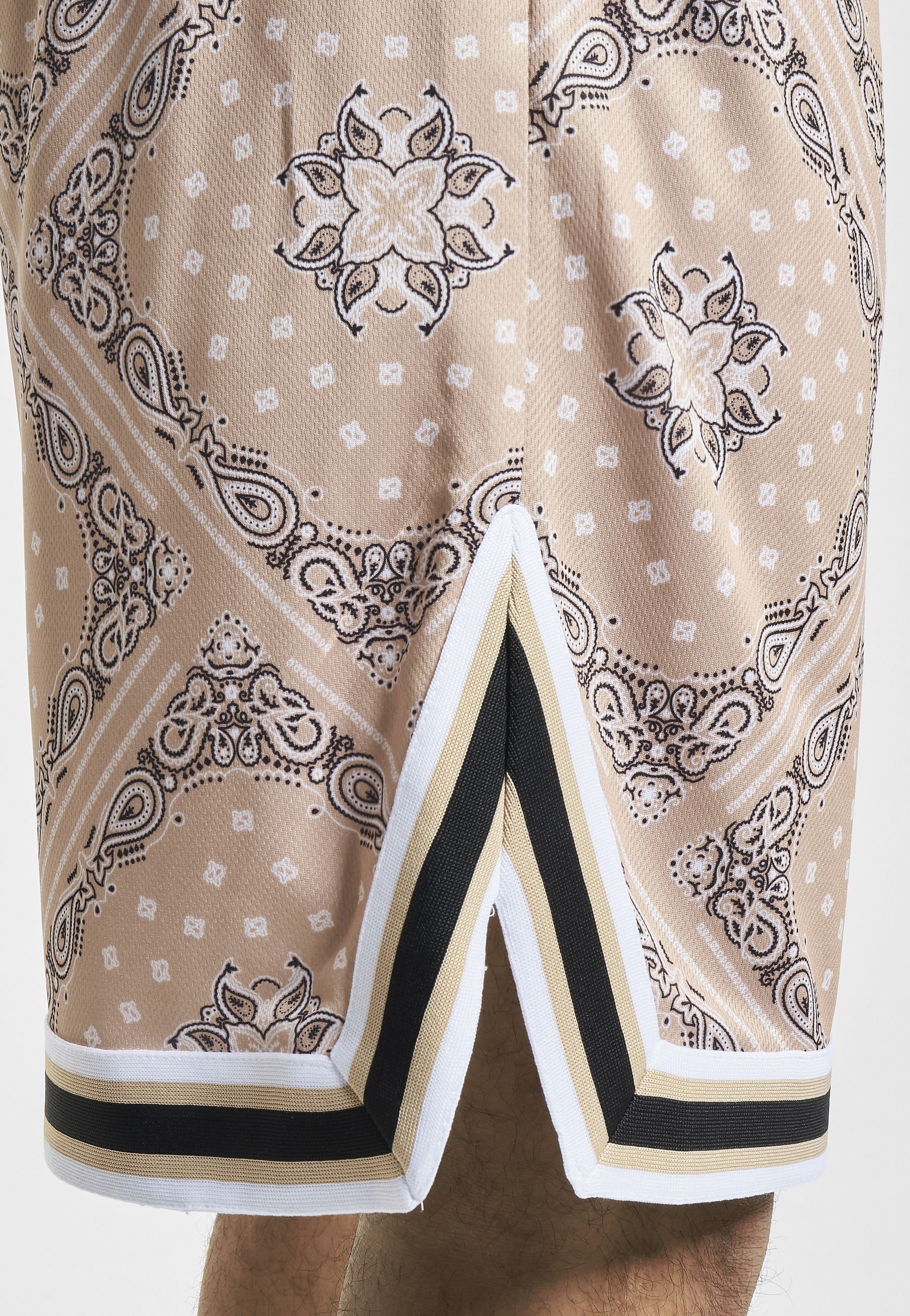Karl Kani Shorts »Karl Kani Herren KM232-011-2 KK Varsity Paisley Mesh Shorts«