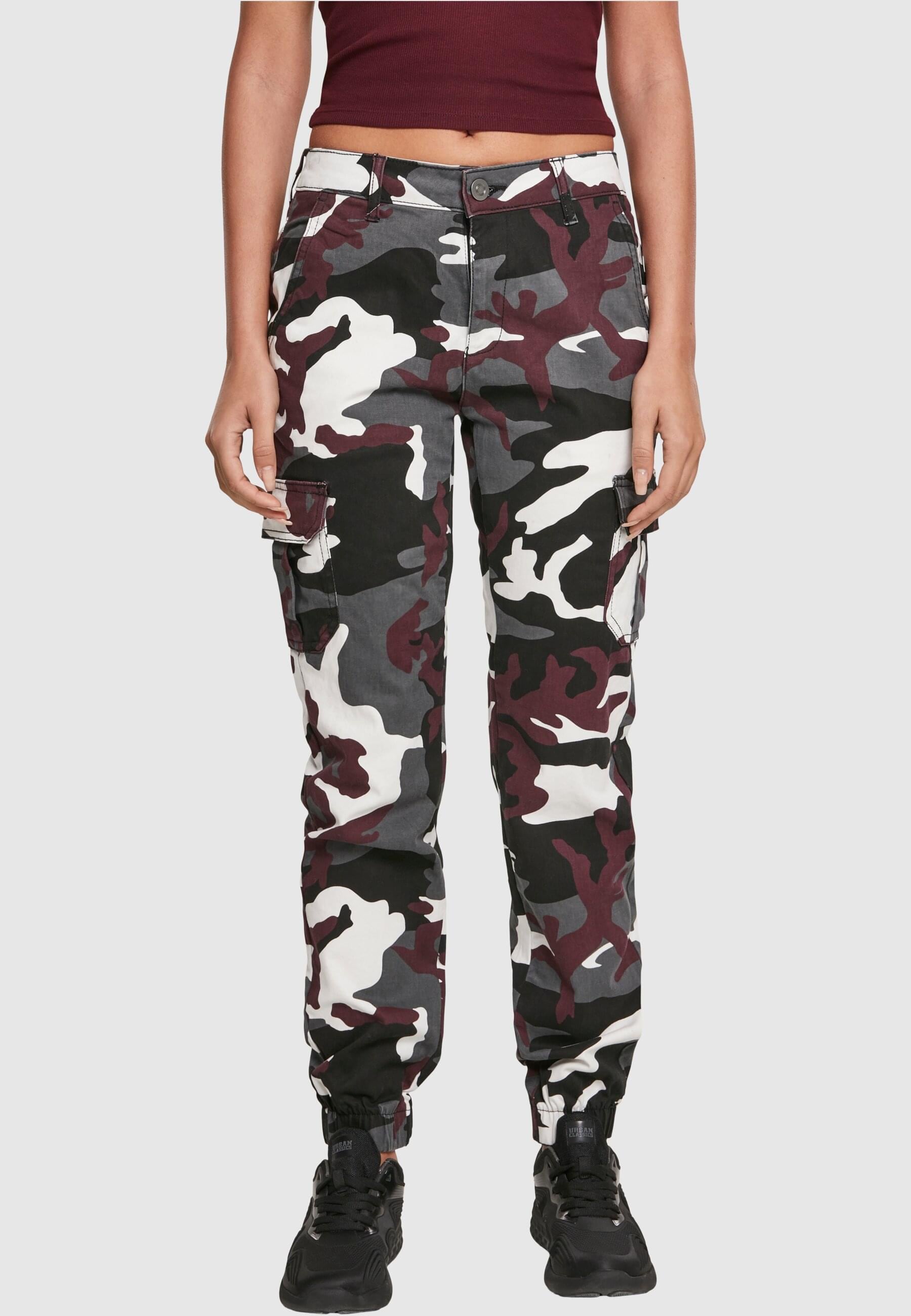 URBAN CLASSICS Cargohose »Urban Classics Damen Ladies High Waist Camo Cargo Pants«, (1 tlg.)