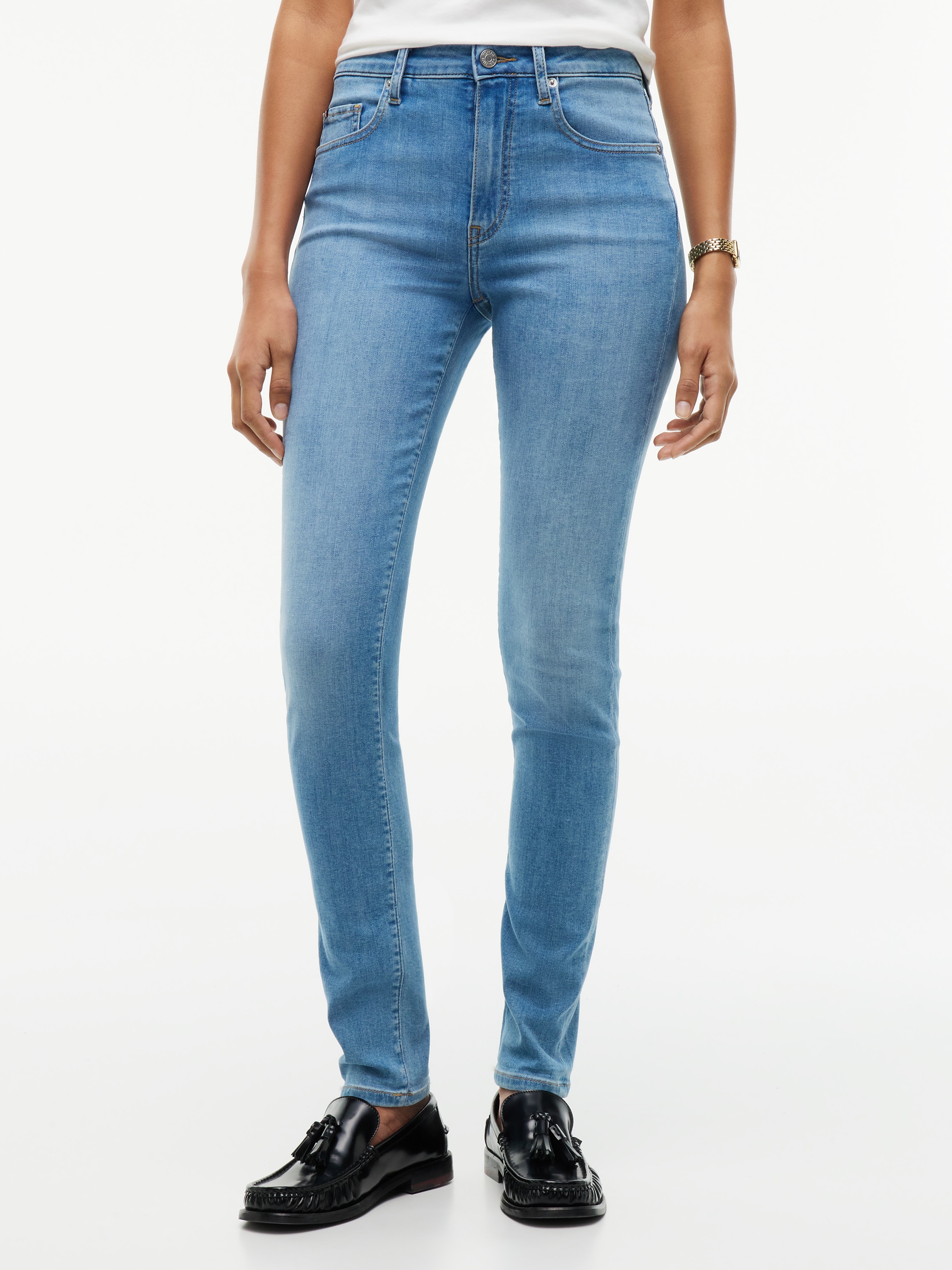 Tommy Hilfiger Skinny-fit-Jeans "COMO Skinny RW ACE mit Logo-Badge und knöchellangem Schnitt" Baumwollmischung, skinny fit