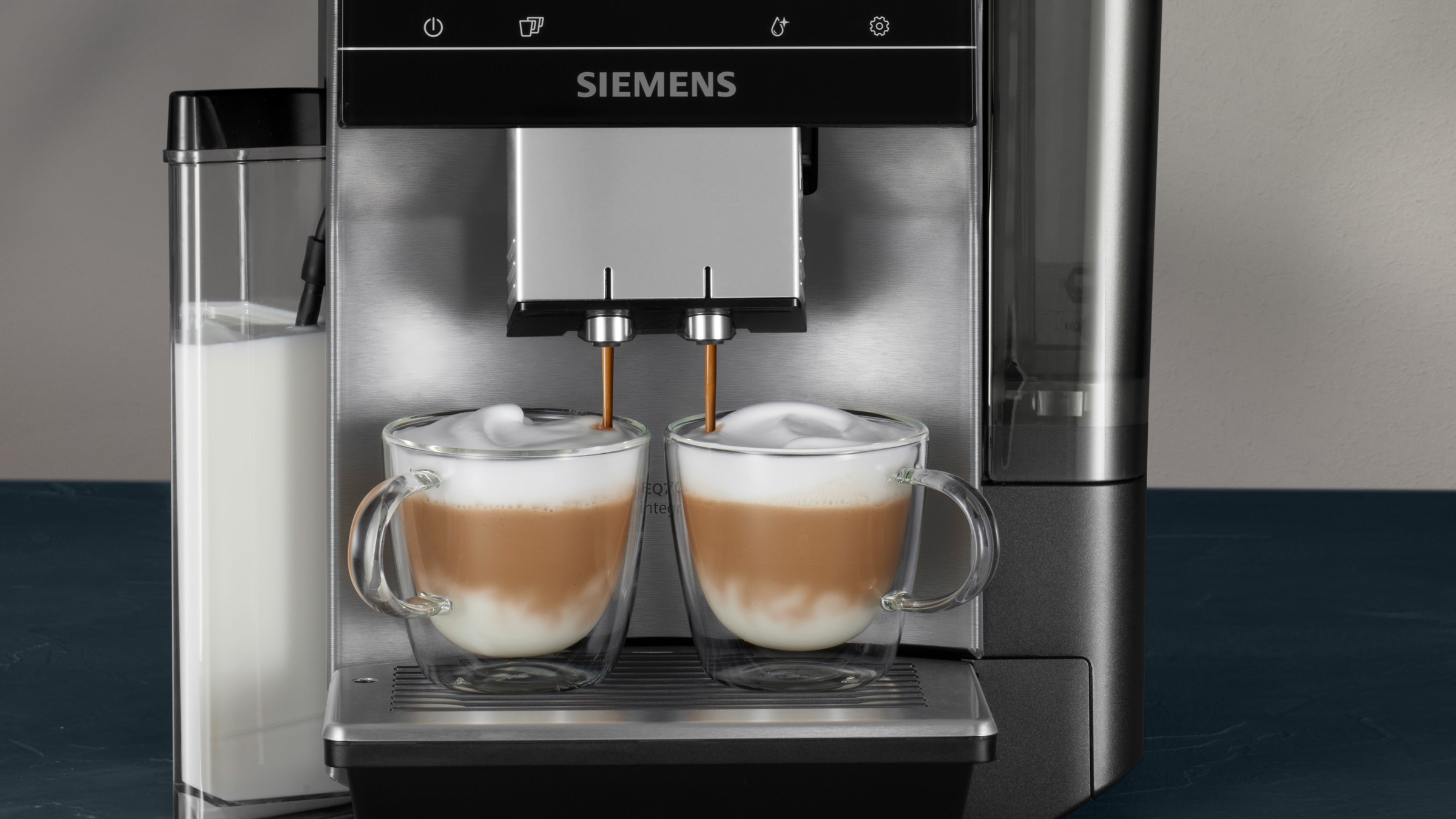 SIEMENS Kaffeevollautomat "EQ700 integral TQ717D03, Cold Brew, intuitives 5 günstig online kaufen