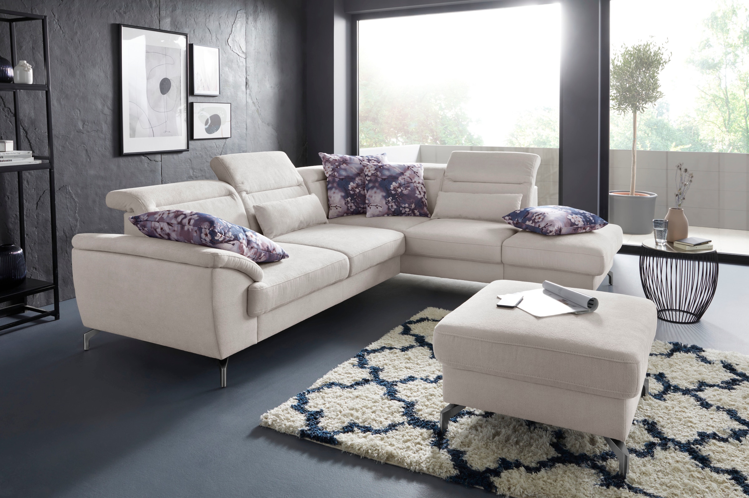 sit&more Ecksofa "Percy L-Form" 12 cm Fußhöhe, Sitztiefenverstellung, wahlweise in 2 Fußfarben
