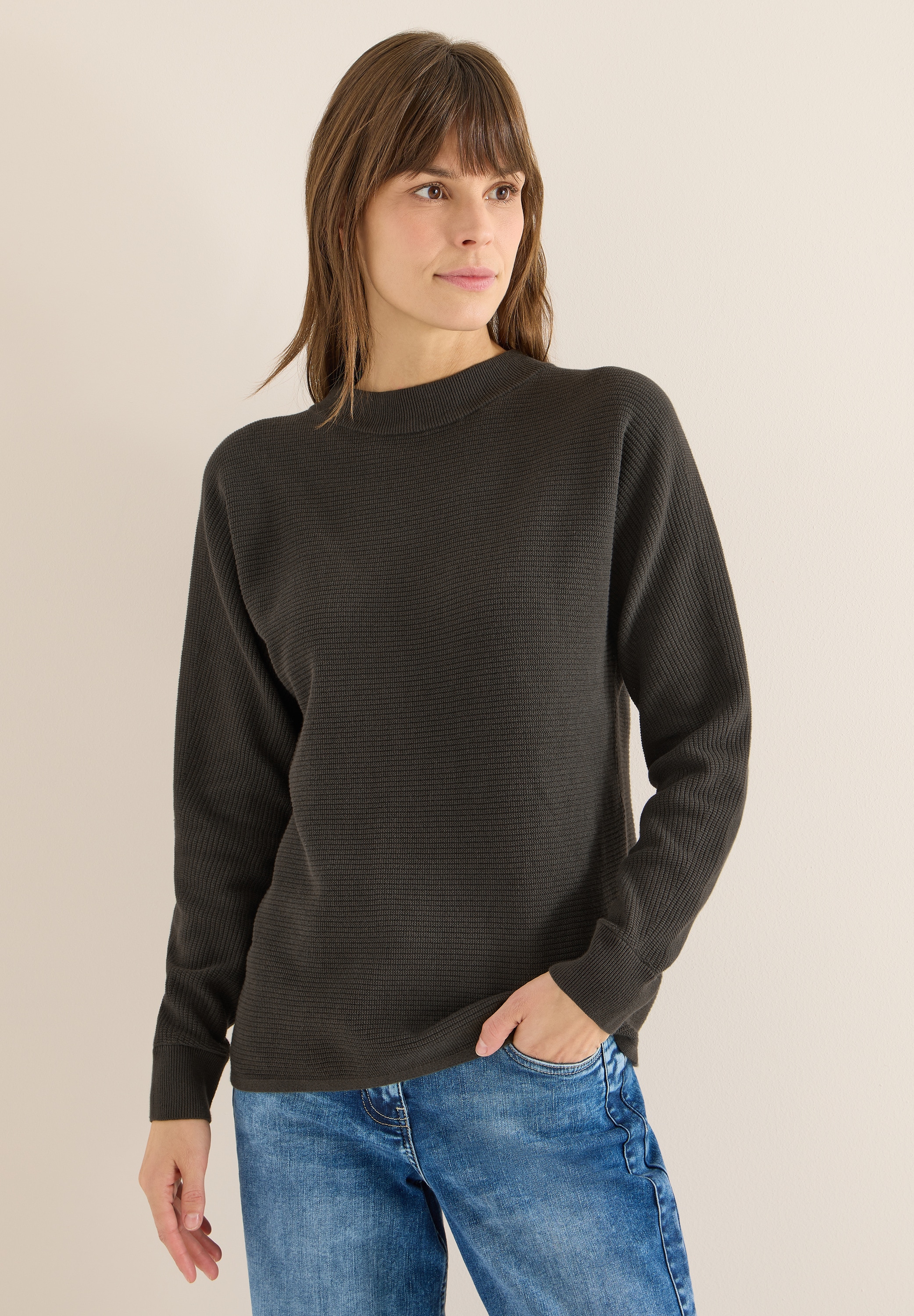 Cecil mit Turtleneck