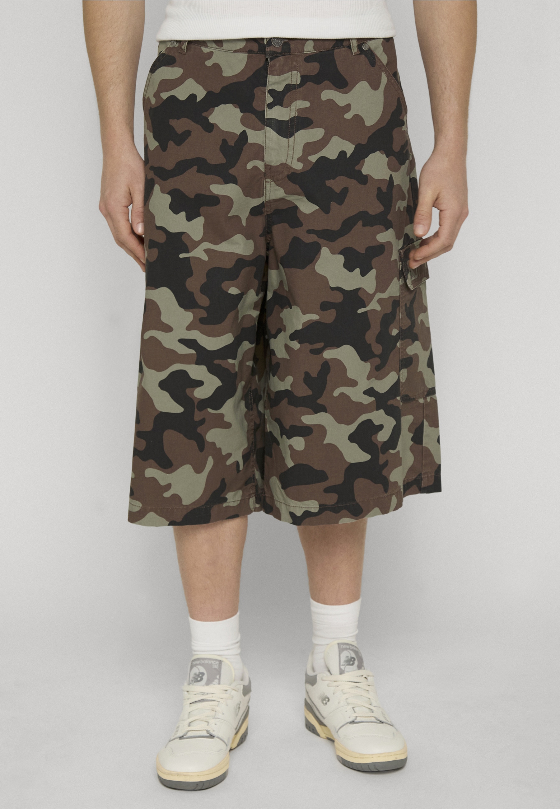Karl Kani Cargoshorts »Karl Kani OG Camo Baggy Cargo Shorts«