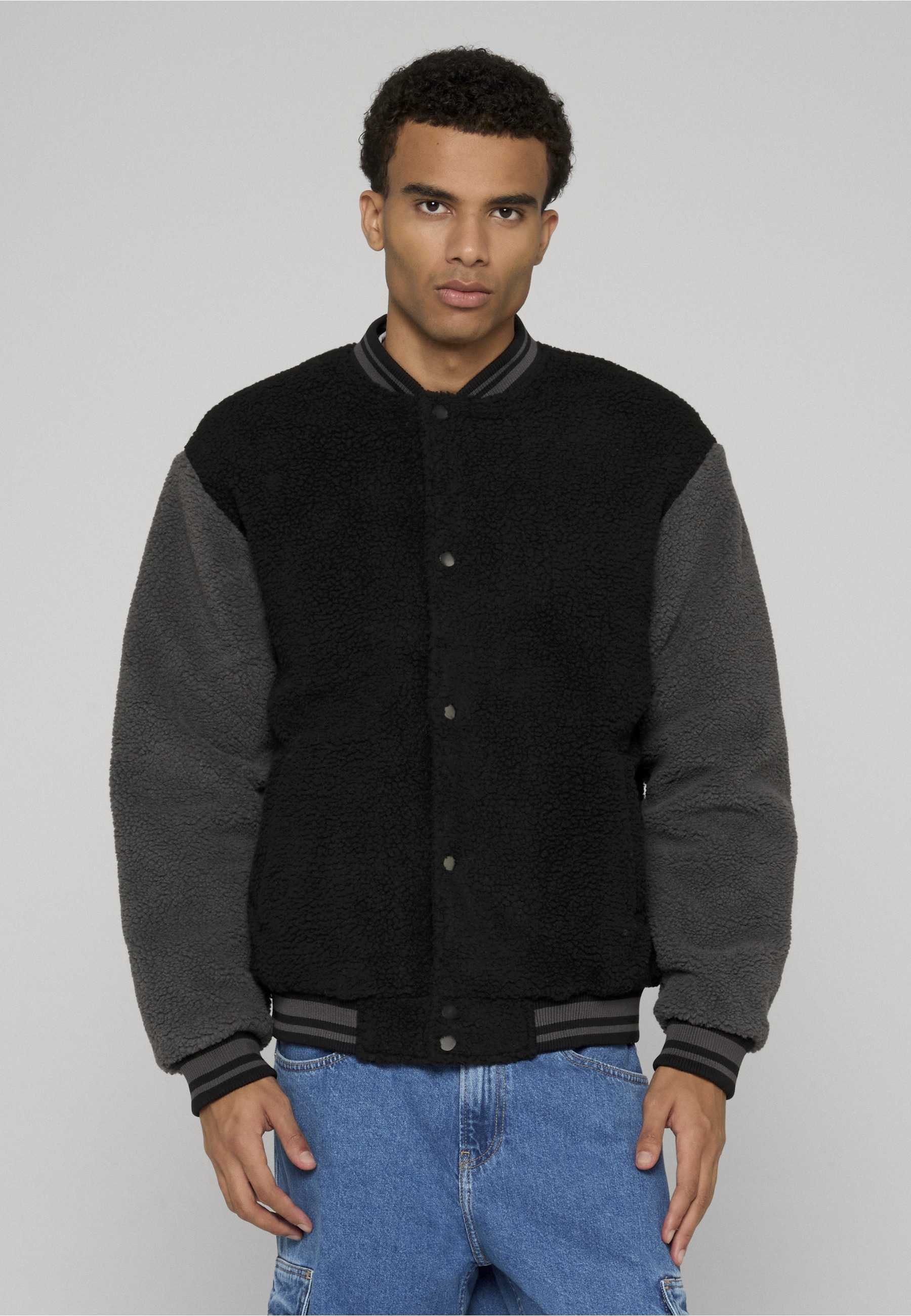 URBAN CLASSICS Collegejacke »Urban Classics Teddy College Jacket« 1 Stk. tlg. ohne Kapuze