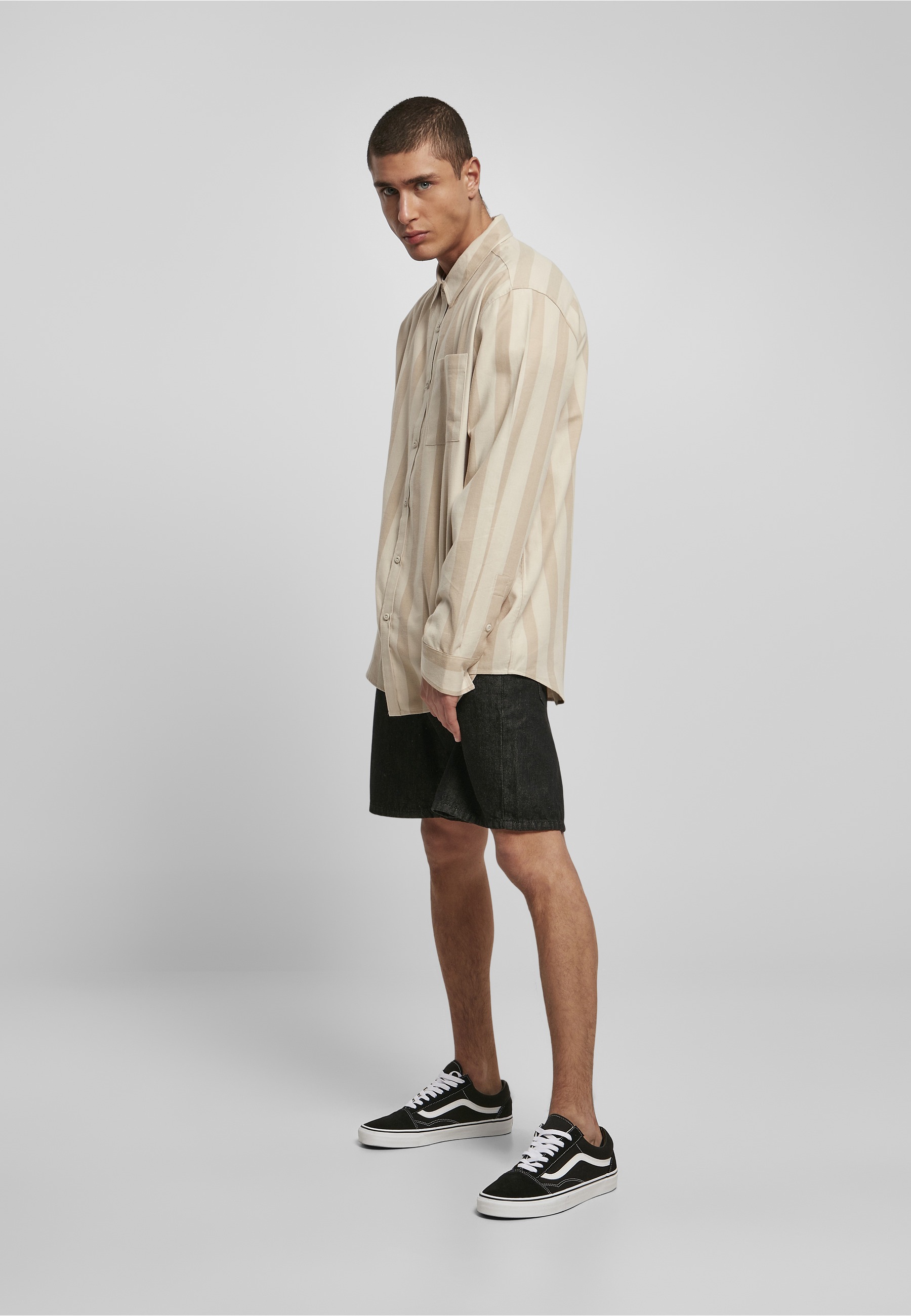 URBAN CLASSICS Kurzarmshirt »Urban Classics Herren Striped Shirt« 1 Stk.