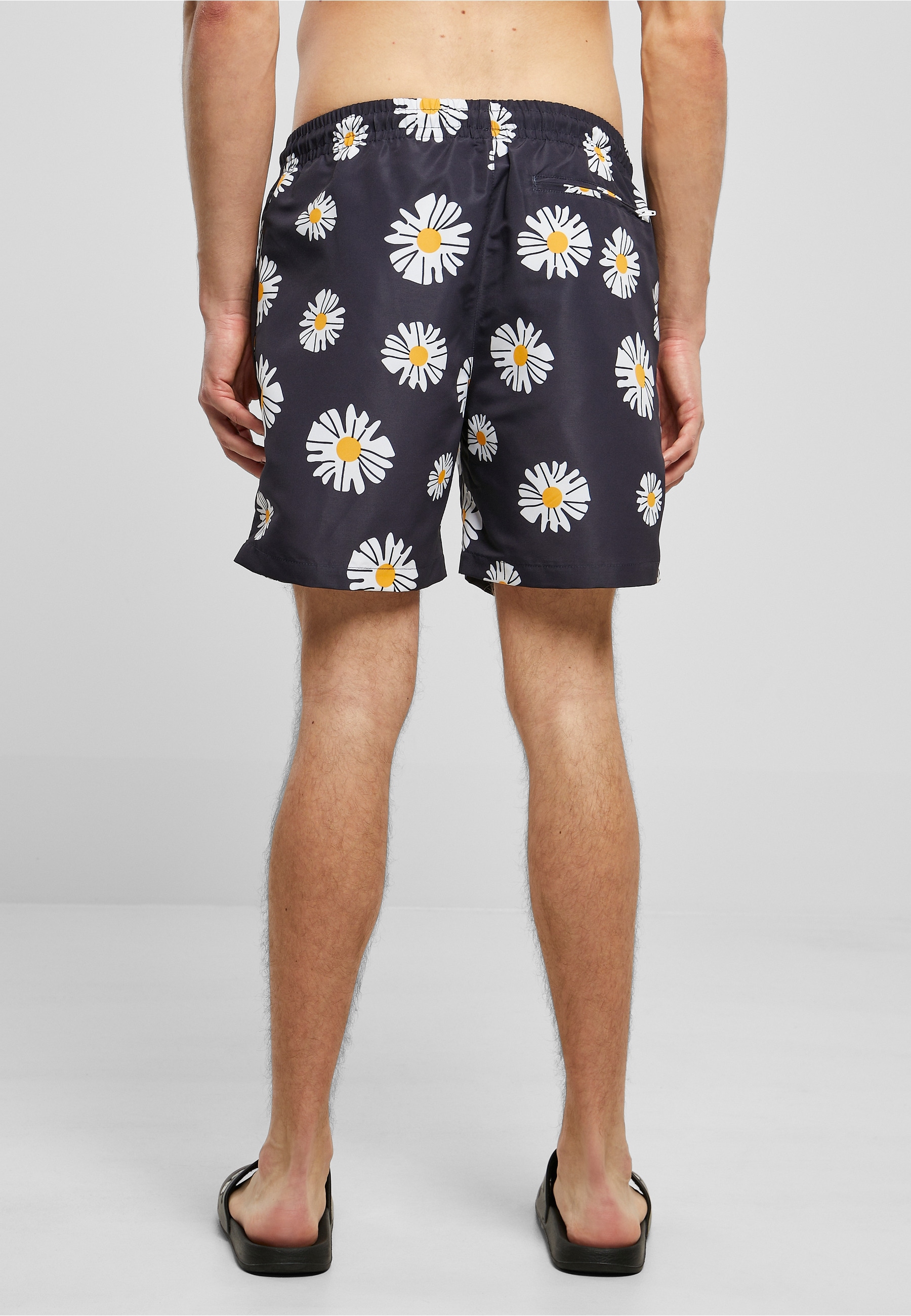 URBAN CLASSICS Badeshorts »Urban Classics Herren Pattern Swim Shorts«