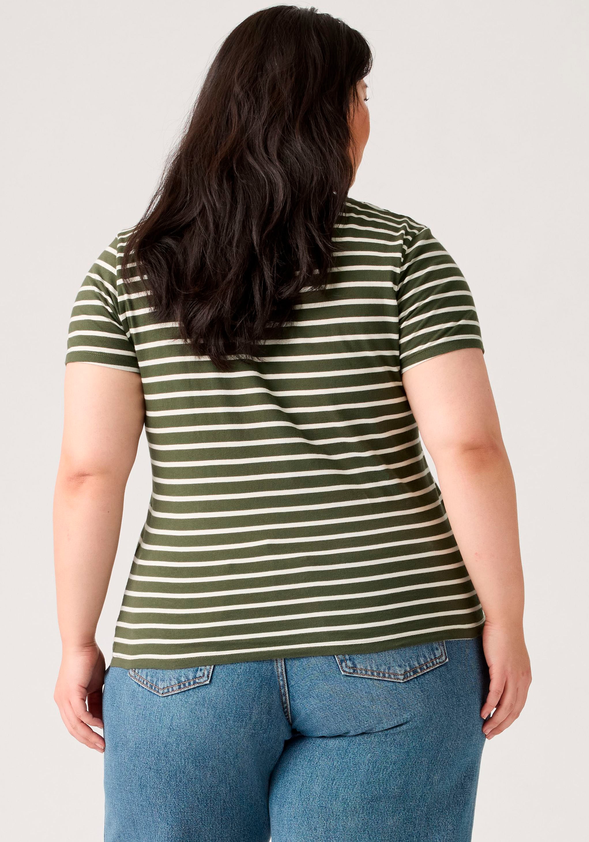 Levi's® Plus Kurzarmshirt »V NECK TEE« Gerade geschnittene Passform