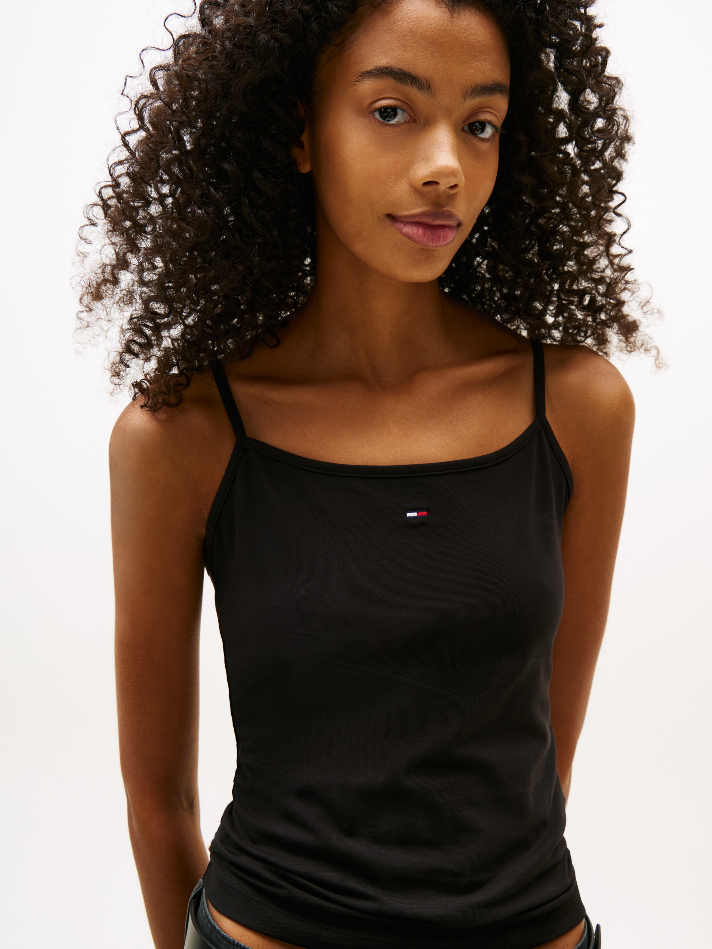 Tommy Jeans Spaghettitop »TJW ESSENTIAL STRAP TOP EXT«, mit Logostickerei