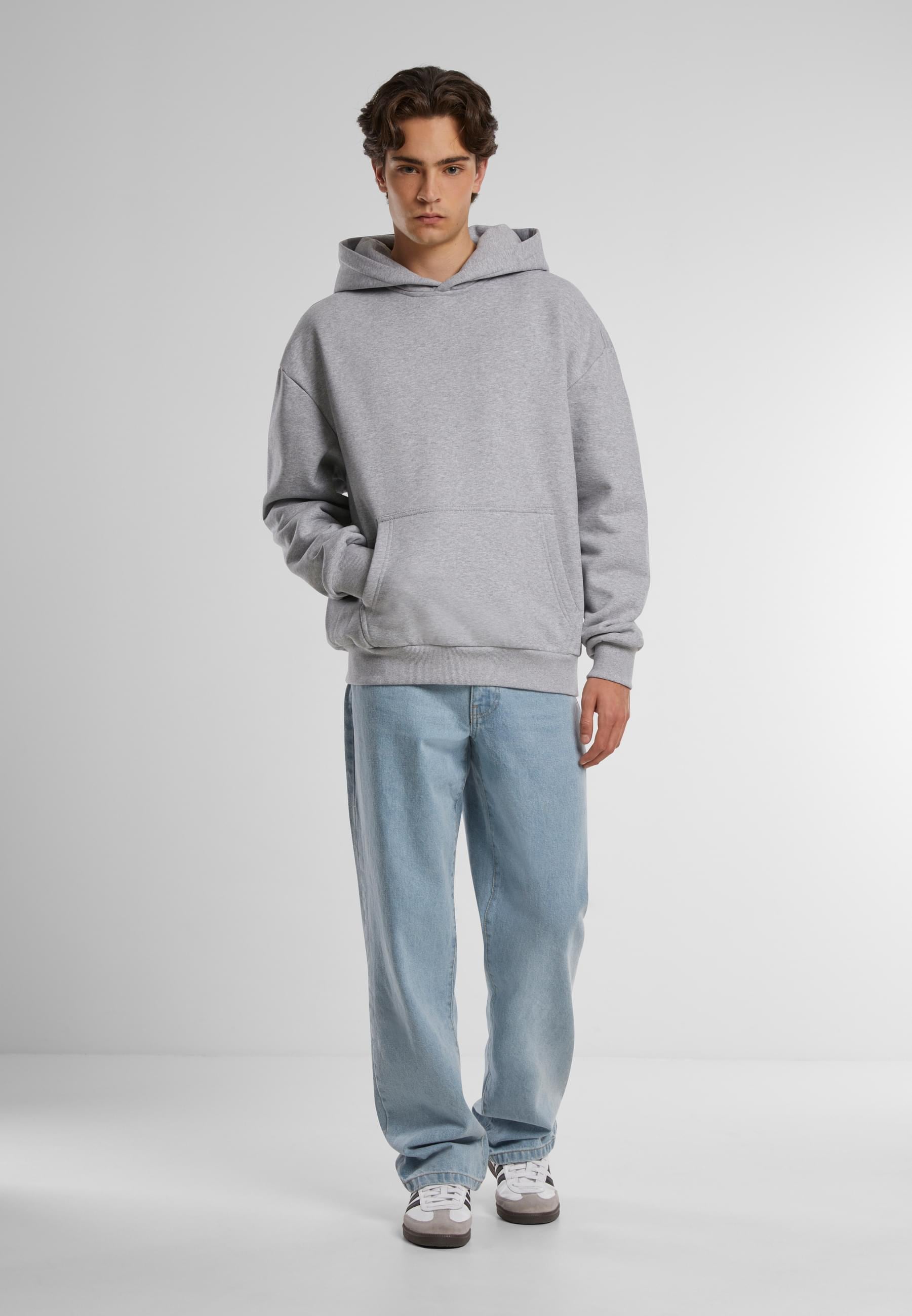 URBAN CLASSICS Kapuzensweatshirt »Urban Classics Ultra Heavy Oversized Hoody«, (1 tlg.)