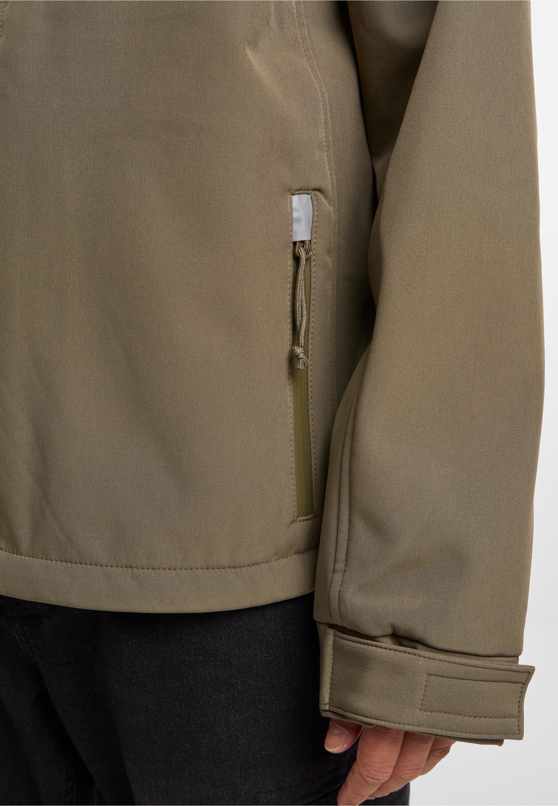 Brandit Allwetterjacke »Brandit Softshelljacket Hurricane« 1 Stk. tlg. mit Kapuze