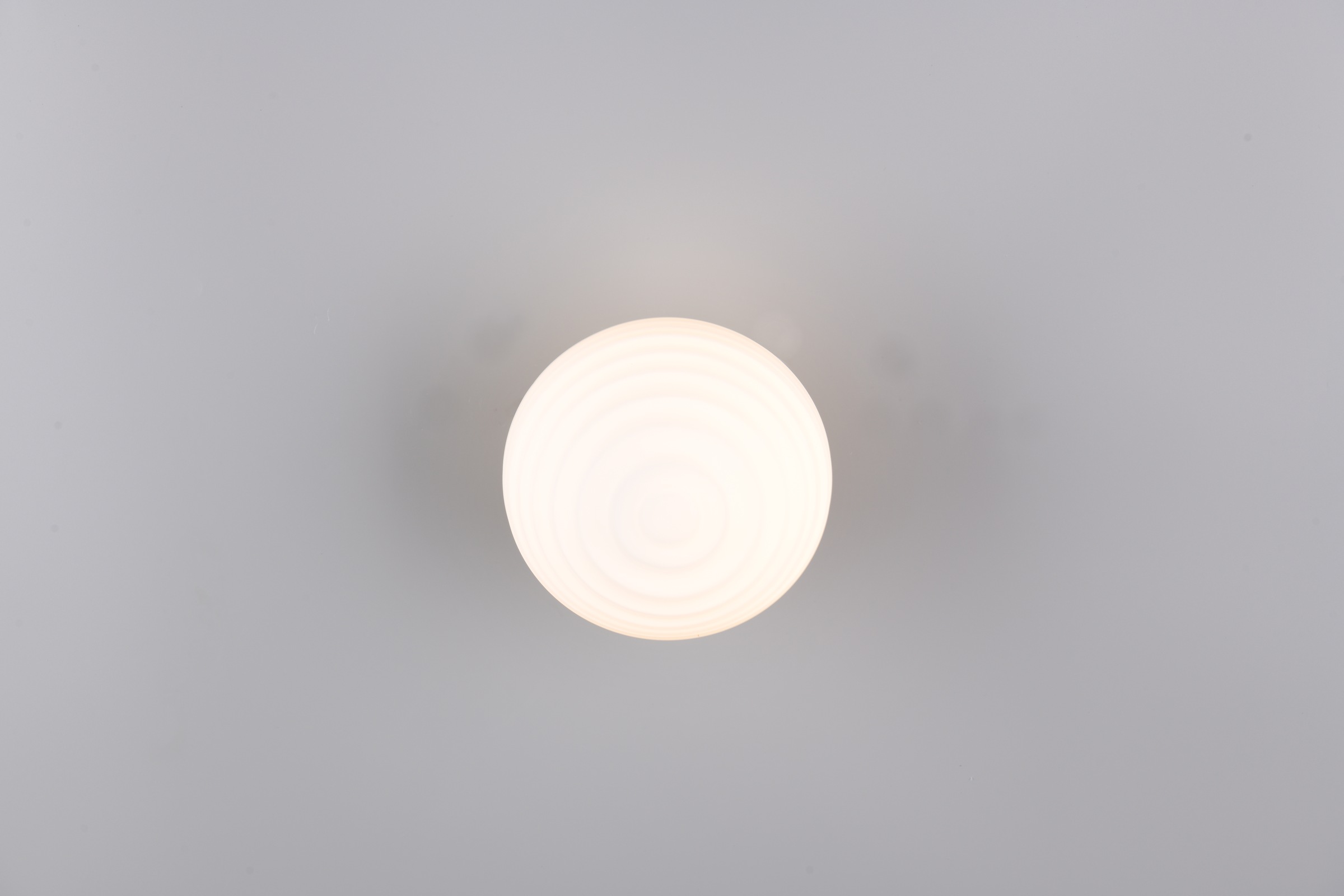 REALITY Leuchten LED Wandleuchte »EARL, runde Akku Wandlampe mit Touchdimmer, USB-Anschluss Ø 15,5cm«, 1 flammig, Leuchtmittel LED-Board | LED fest integriert, Akku Wandlampe Glasschirm, einfache Wandbefestigung, Tiefe 15 cm