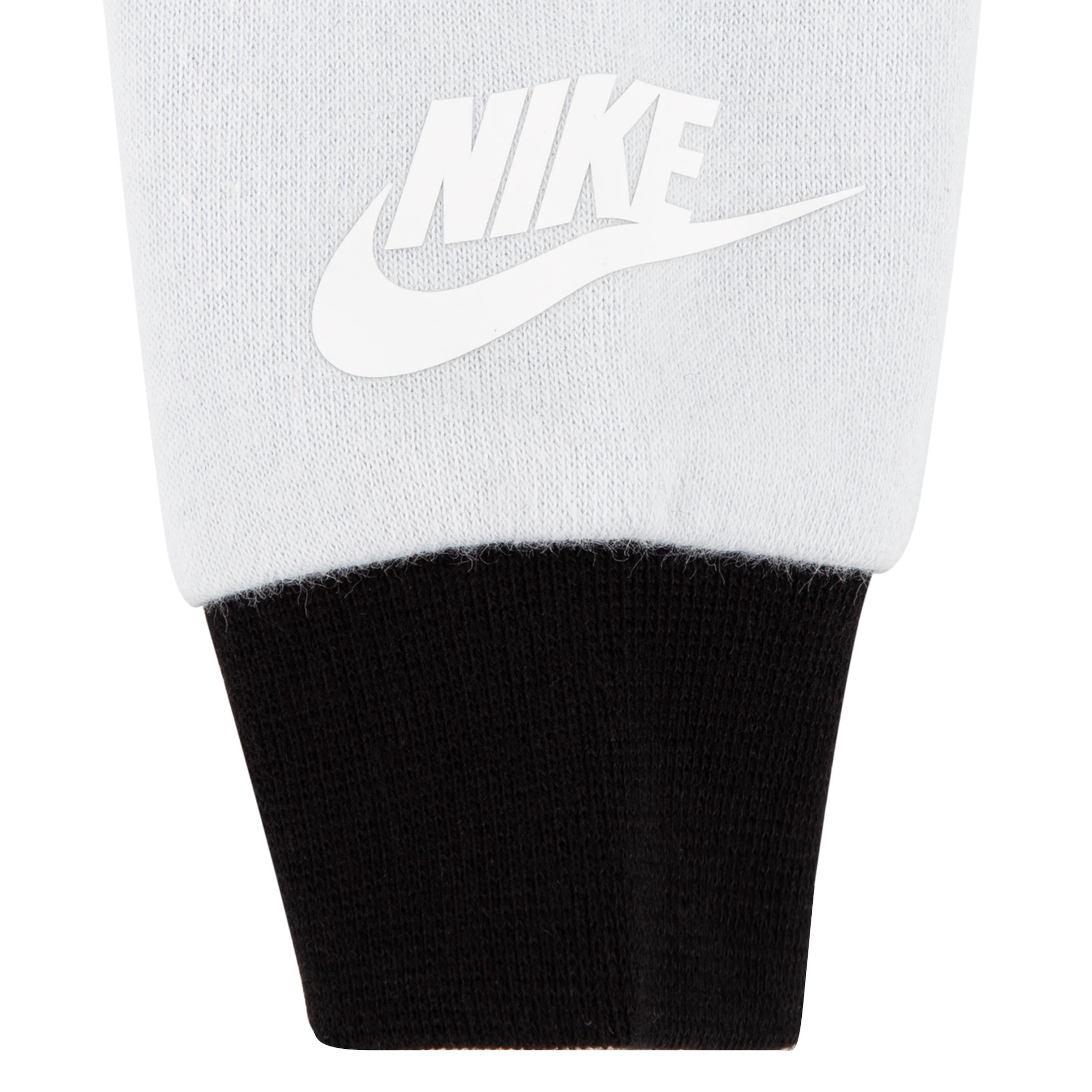 Nike Sportswear Jogginganzug für sportliche Aktivitäten, sportlicher Stil