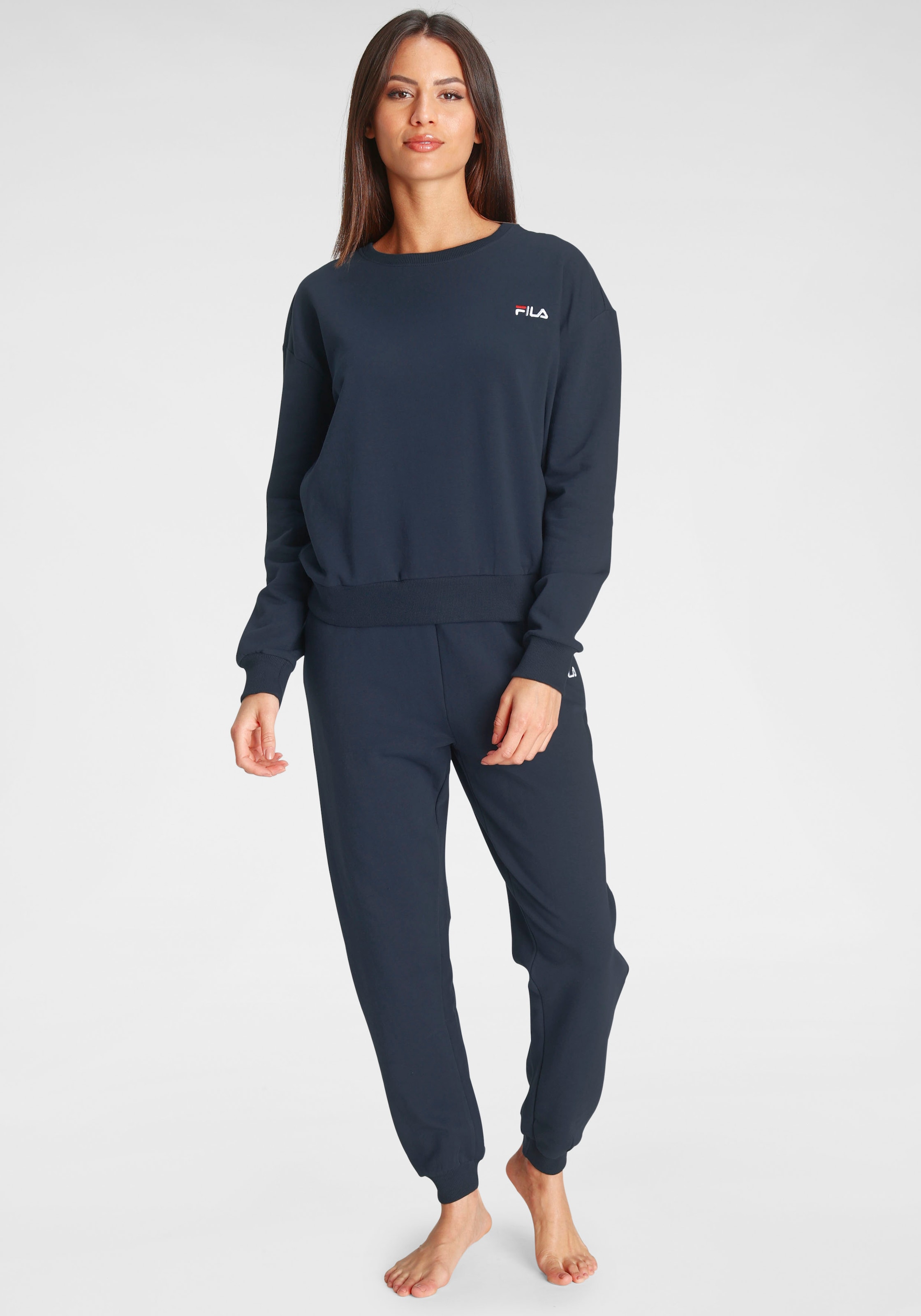 Fila Loungeanzug 1 Stück, 2 Stk. tlg., mit Markenlogo auf der Brust günstig online kaufen