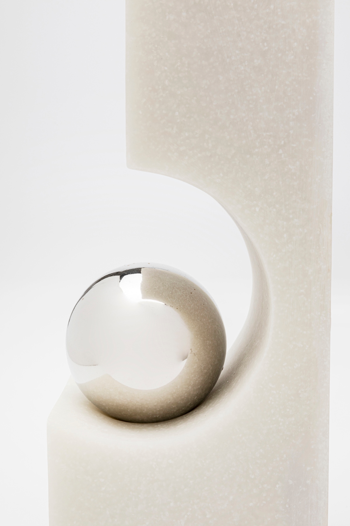 Kare Design Buchstütze »Art Ball« aus Polyresin