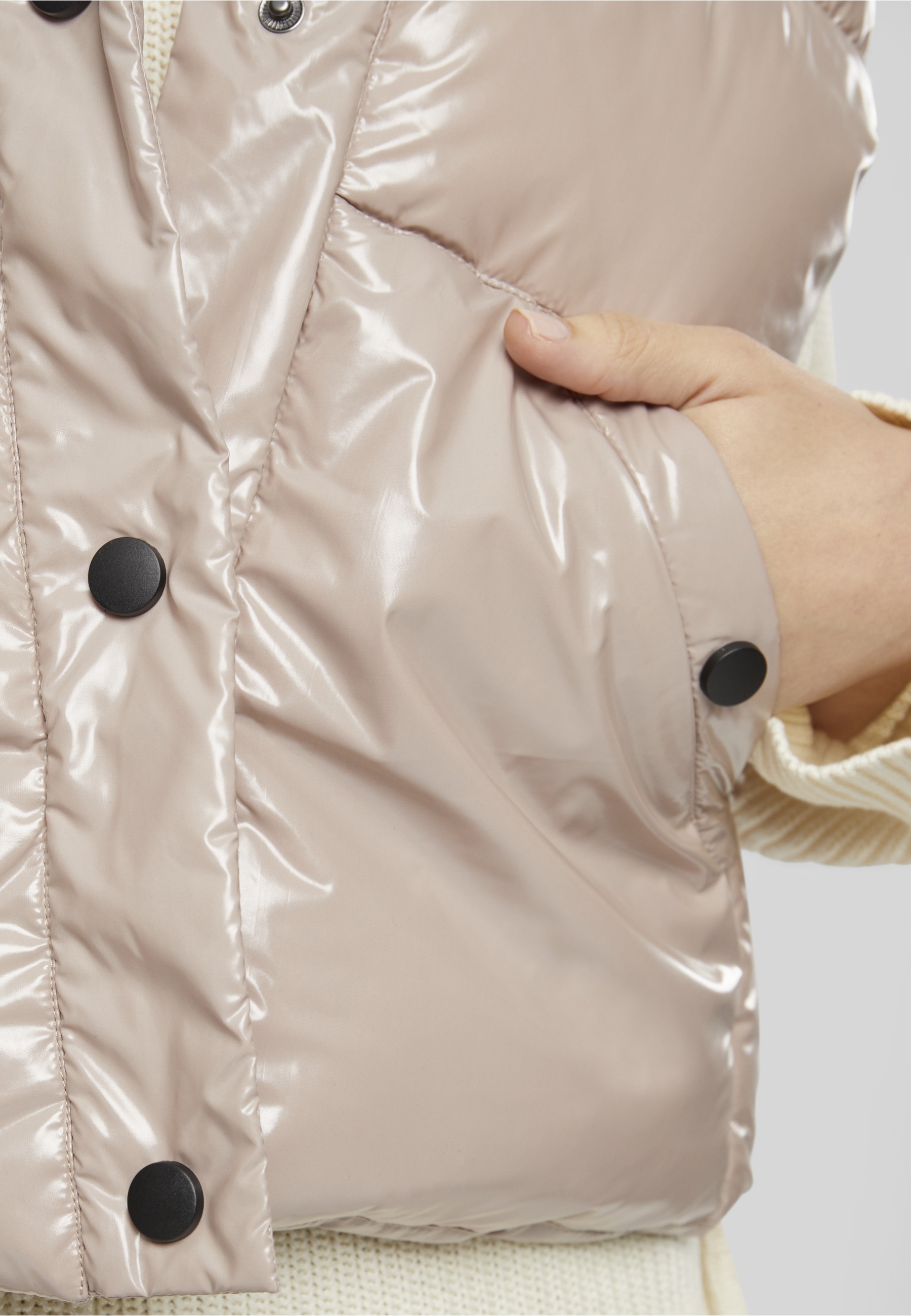 URBAN CLASSICS Steppweste »Urban Classics Ladies Recycled Shiny Puffer Vest with Hood«