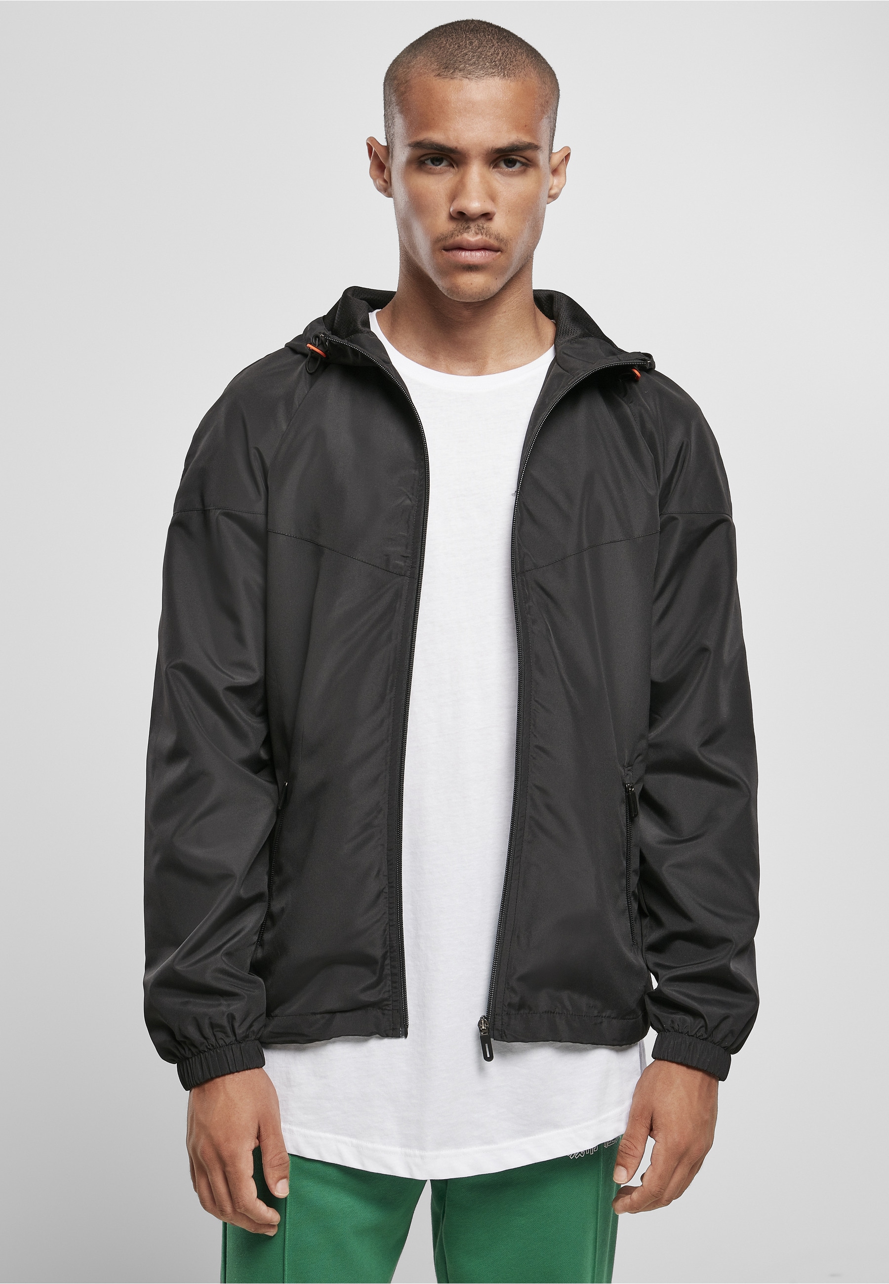 URBAN CLASSICS Allwetterjacke »Urban Classics Herren Recycled Windrunner« 1 Stk. tlg. mit Kapuze