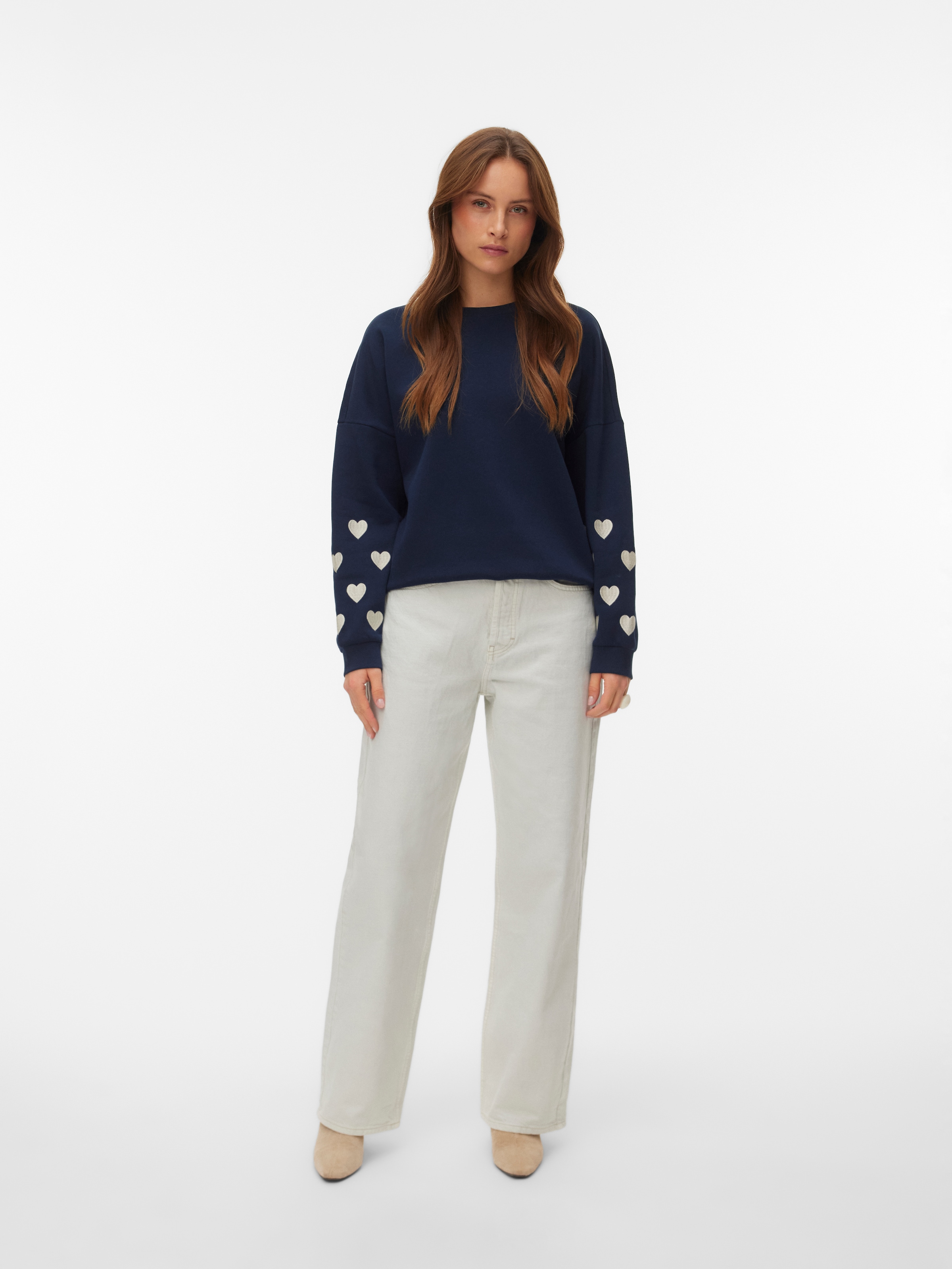 Vero Moda Sweatshirt »VMKAROL BEA LS SWEAT BOX JRS GA«, mit Blumendruck
