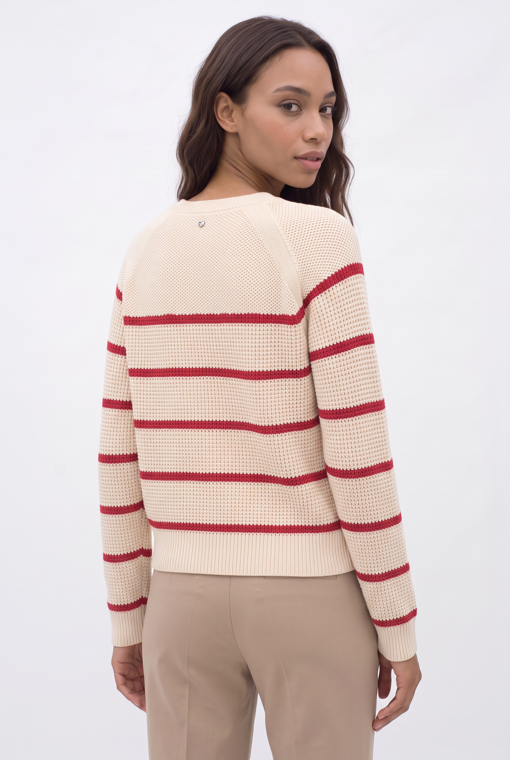 BOSS ORANGE Strickpullover »Farbori Premium Damenmode« mit Knopf-Details, Baumwoll-Mix