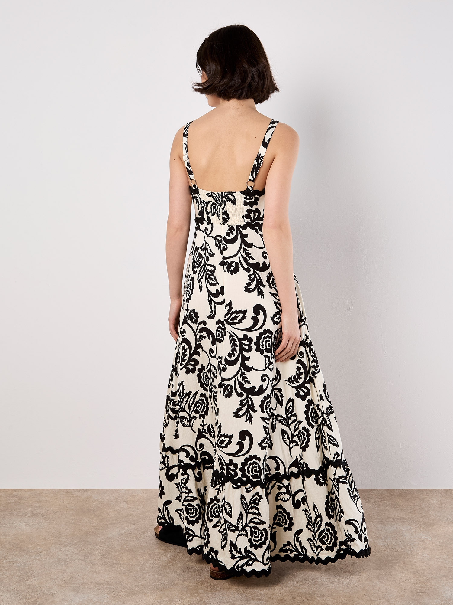 Apricot Maxikleid »Monochromes Sarasa Maxikleid« mit Blumenmuster