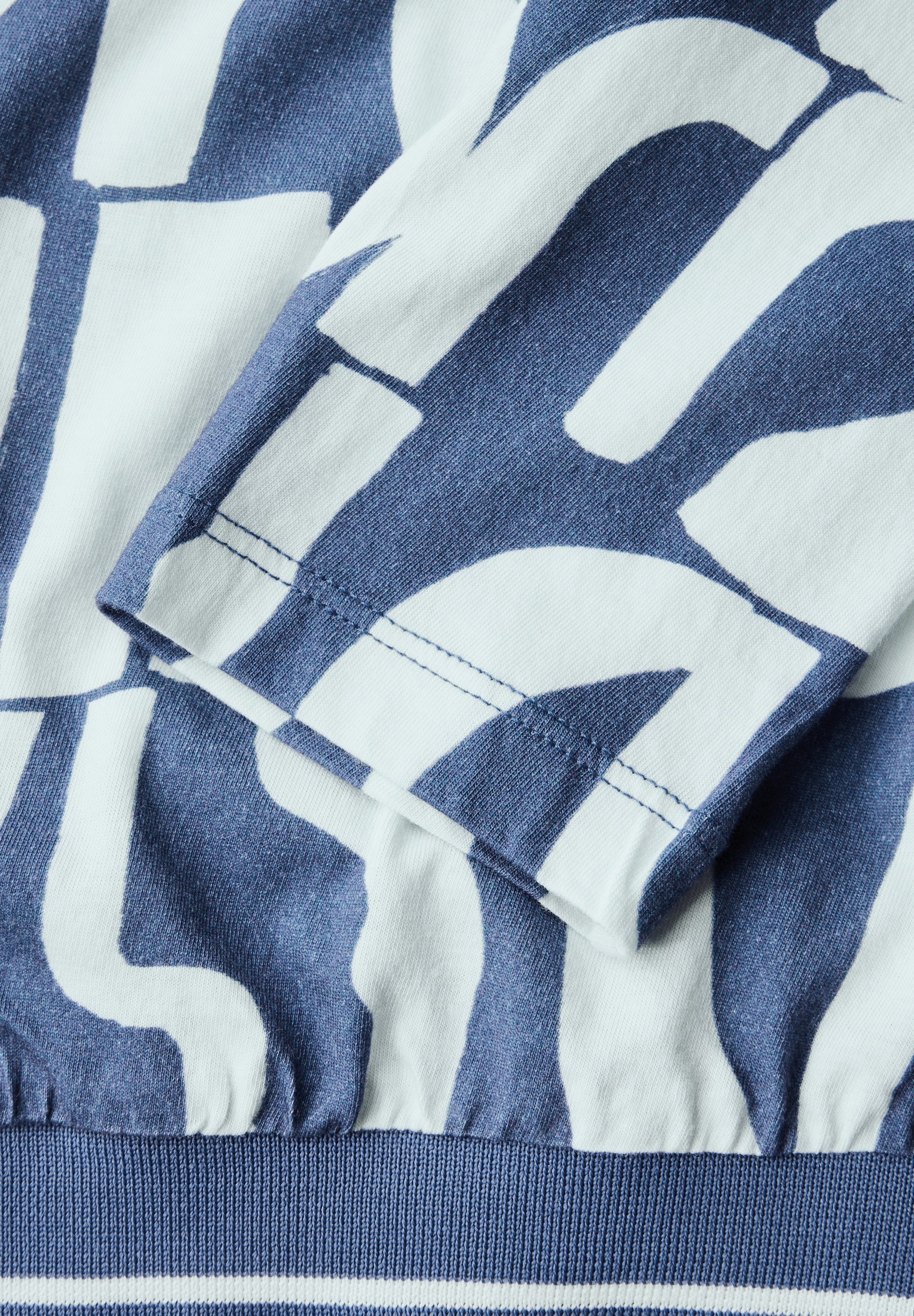 Cecil Langarmshirt, mit grafischem Muster
