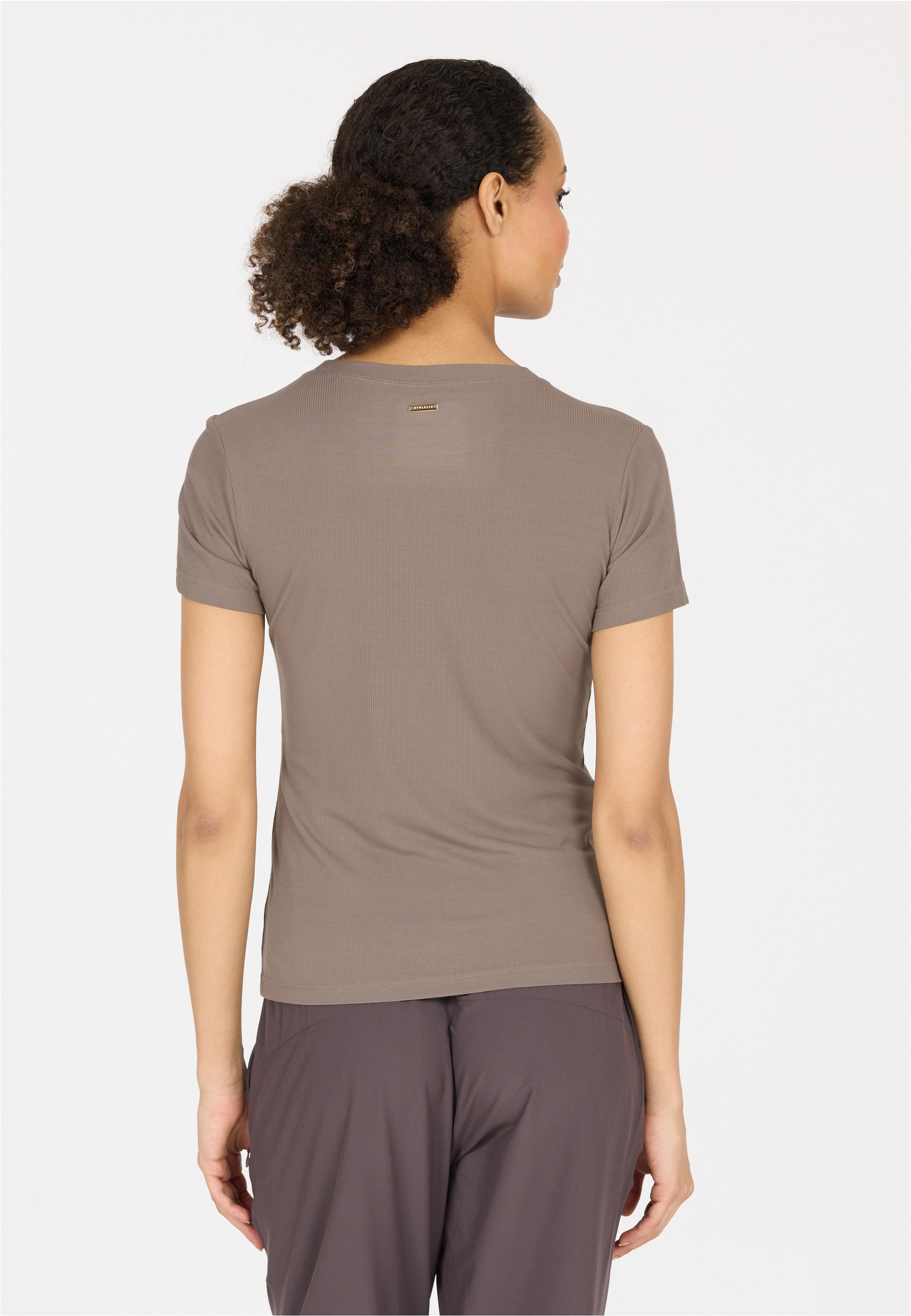 ATHLECIA Funktionsshirt »Tinashe«, im simplen und schnelltrocknenden Design