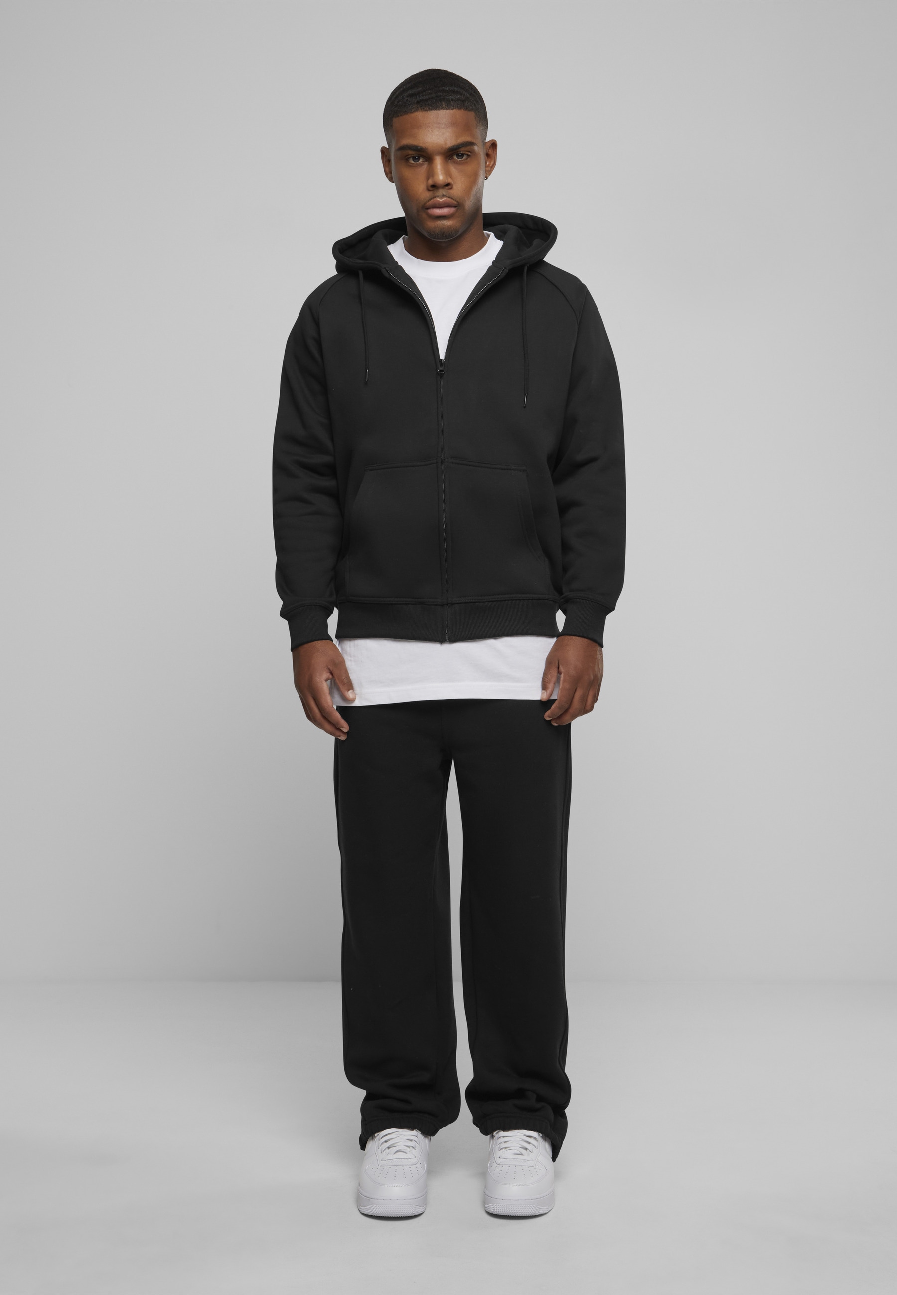 URBAN CLASSICS Trainingsanzug »Urban Classics Herren Blank Suit« 2 Stk.