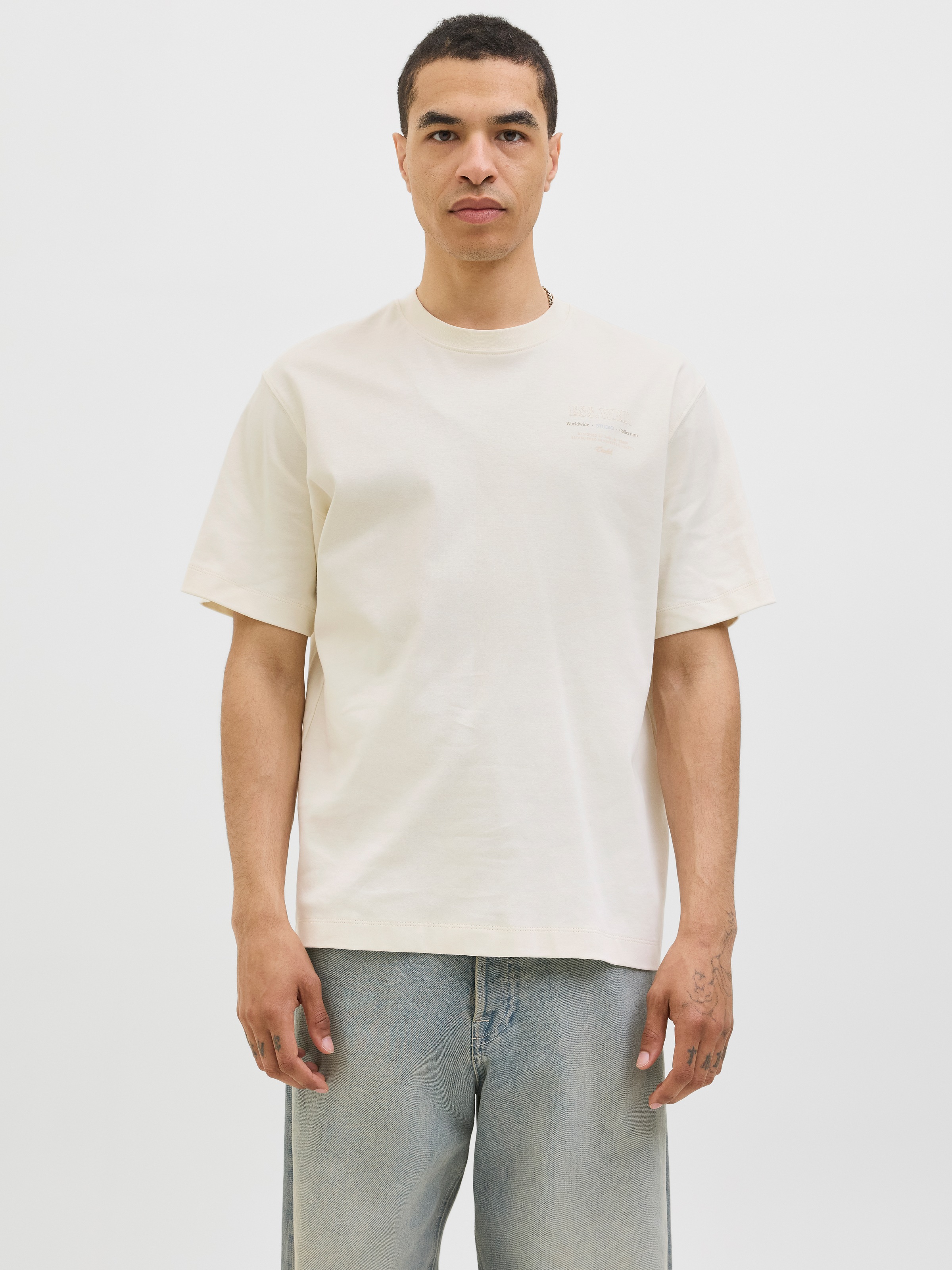 Jack & Jones "JJEURBAN EDGE STUDIO TEE SS O-NECK NOOS" mit Front und Back P günstig online kaufen