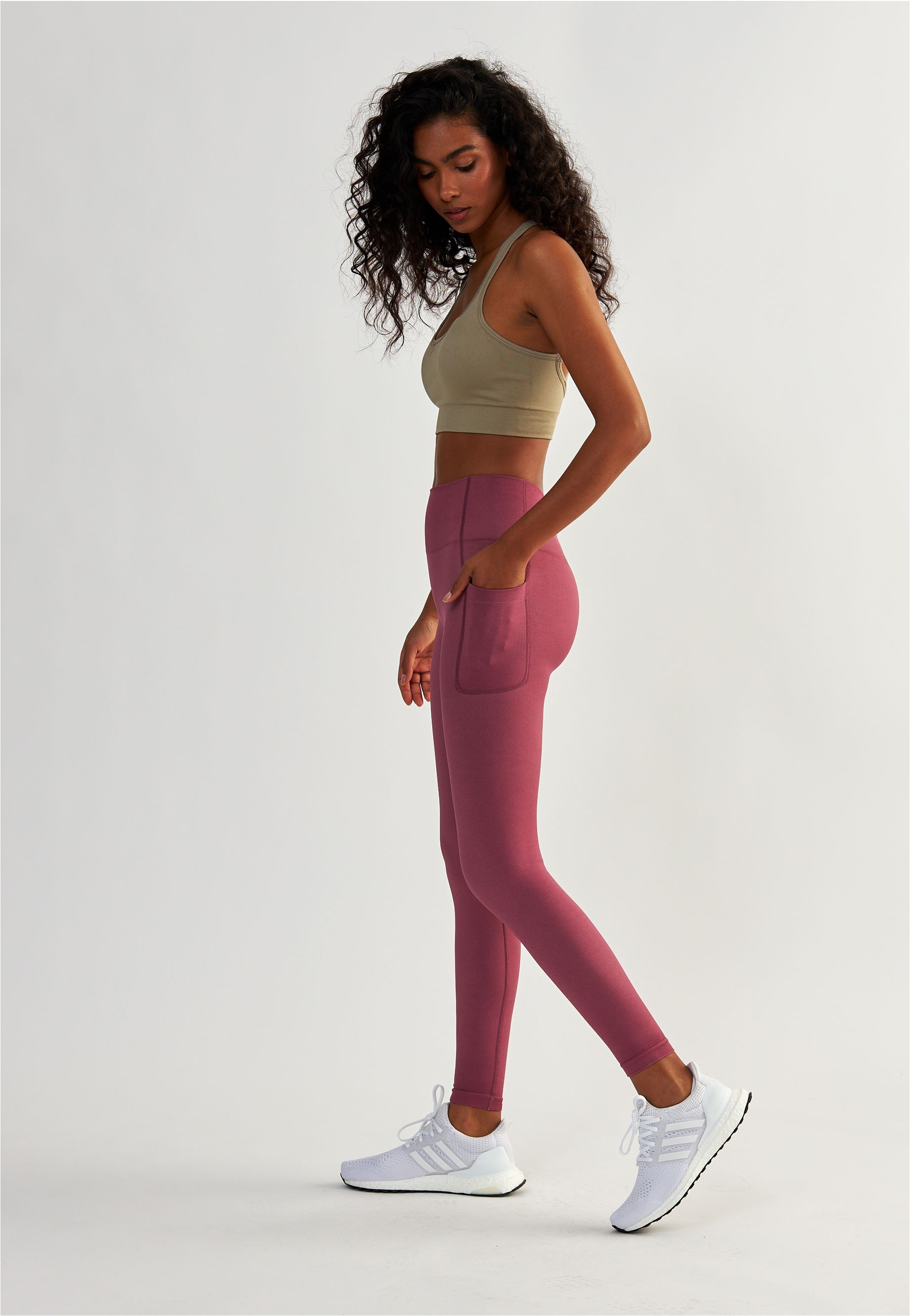 BeShaped Sporthose »Lift Me Up«, (1 tlg.), mit atmungsaktiver Eigenschaft