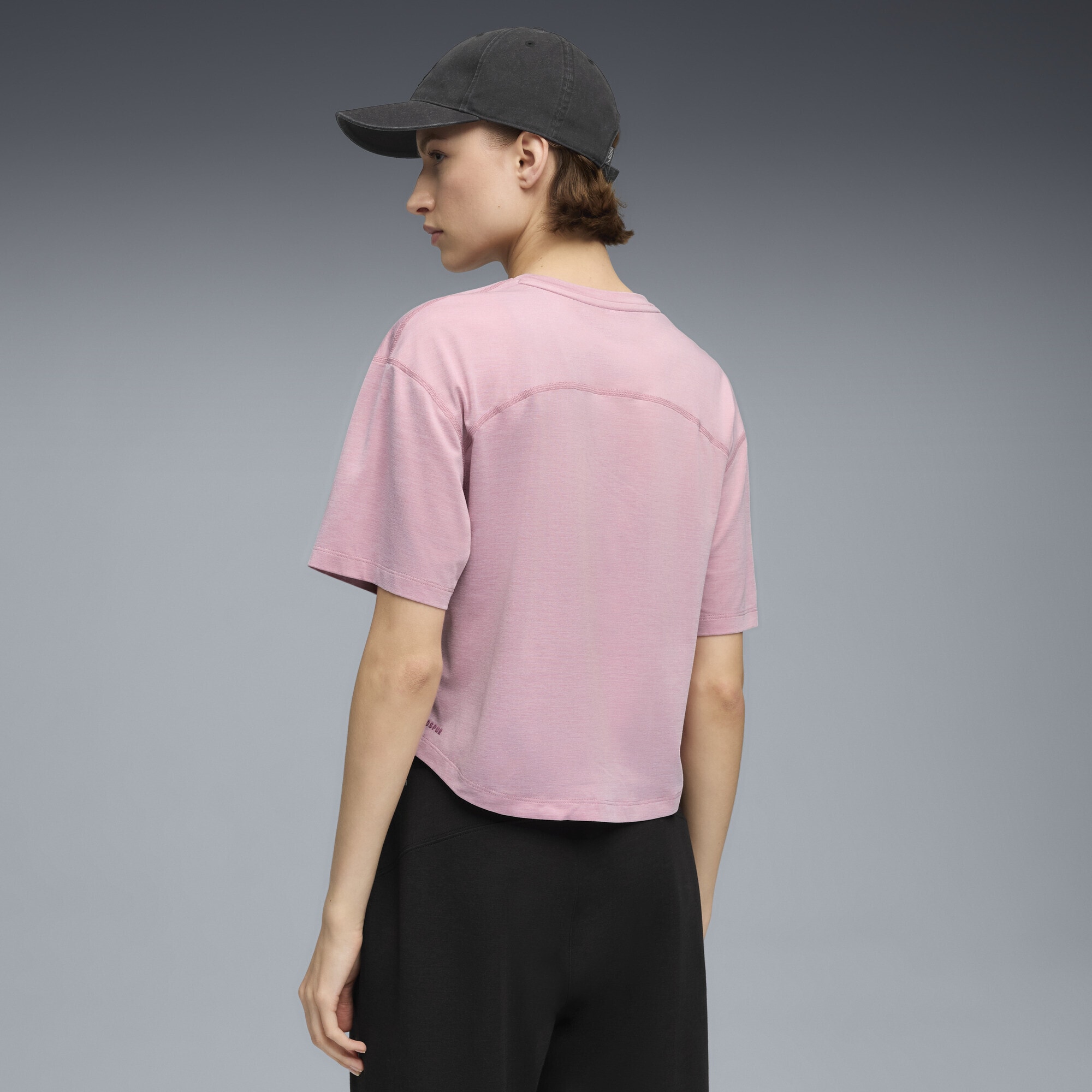 PUMA Trainingsshirt »CLOUDSPUN Relaxed T-Shirt Damen«
