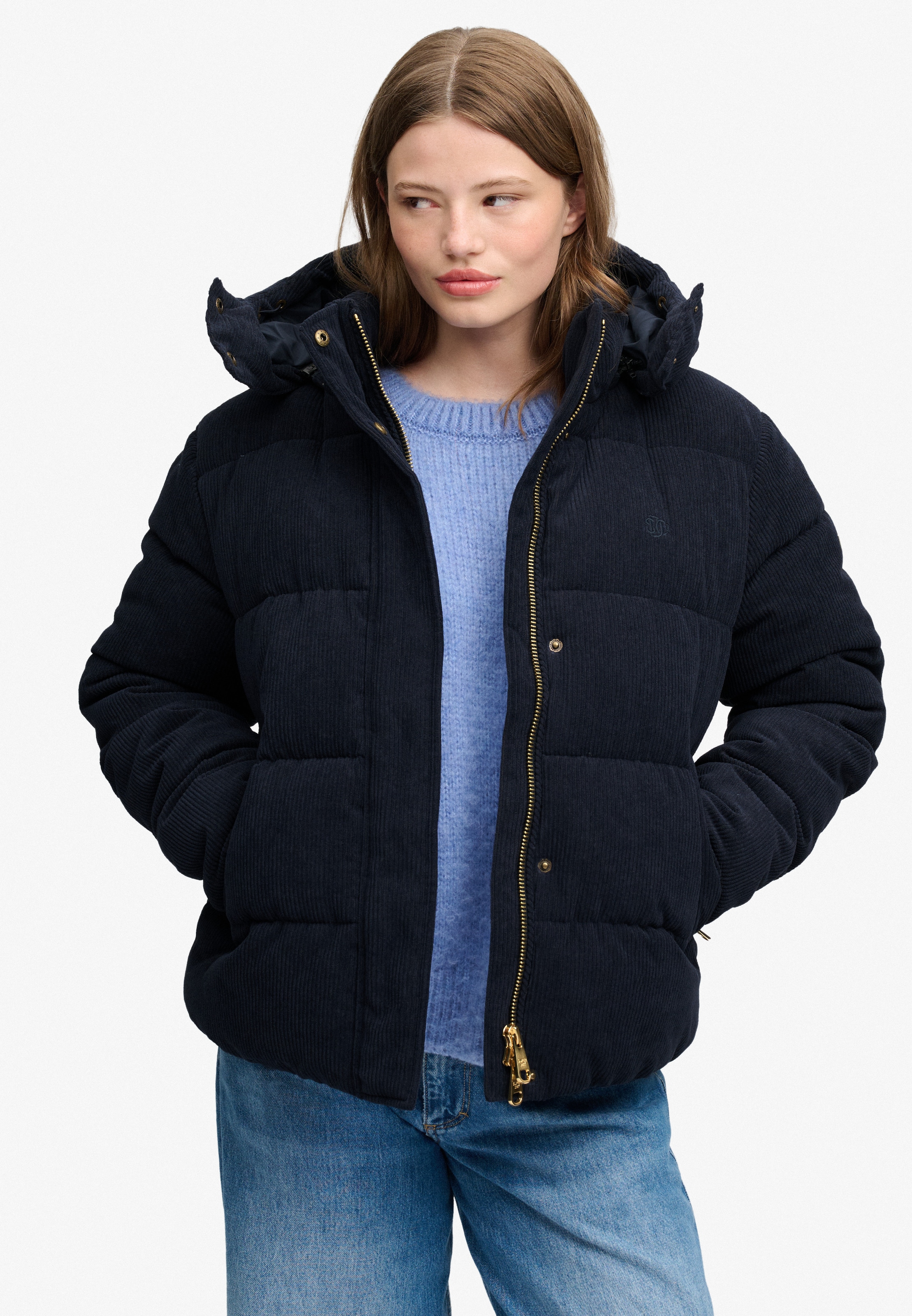 Superdry Steppjacke »PREMIUM HOOD CORD PUFFER JKT« Kunstfaser, relaxed fit, aus Cord