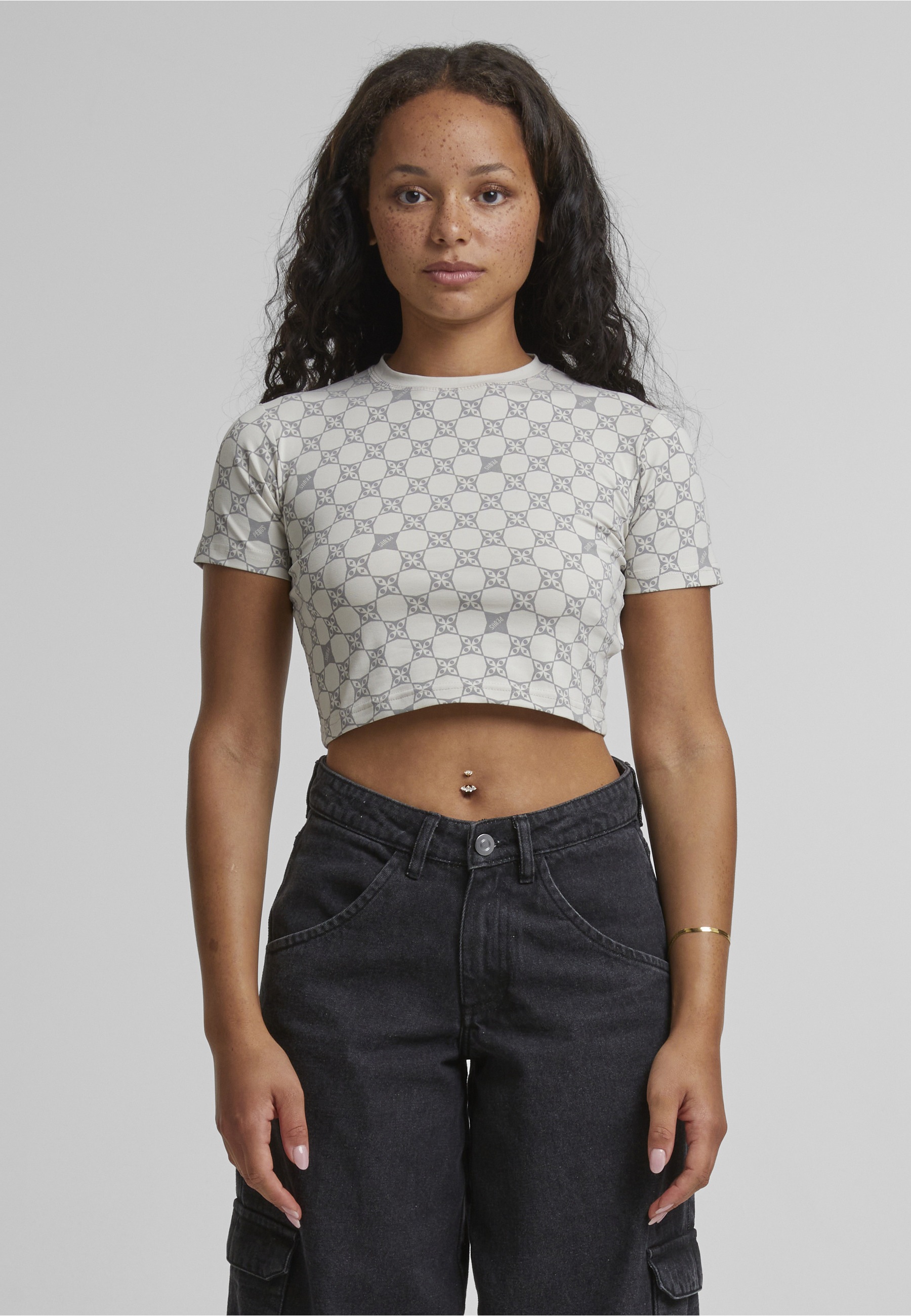 PEQUS Shirttop »PEQUS PEQUS Aether Monogram Top«