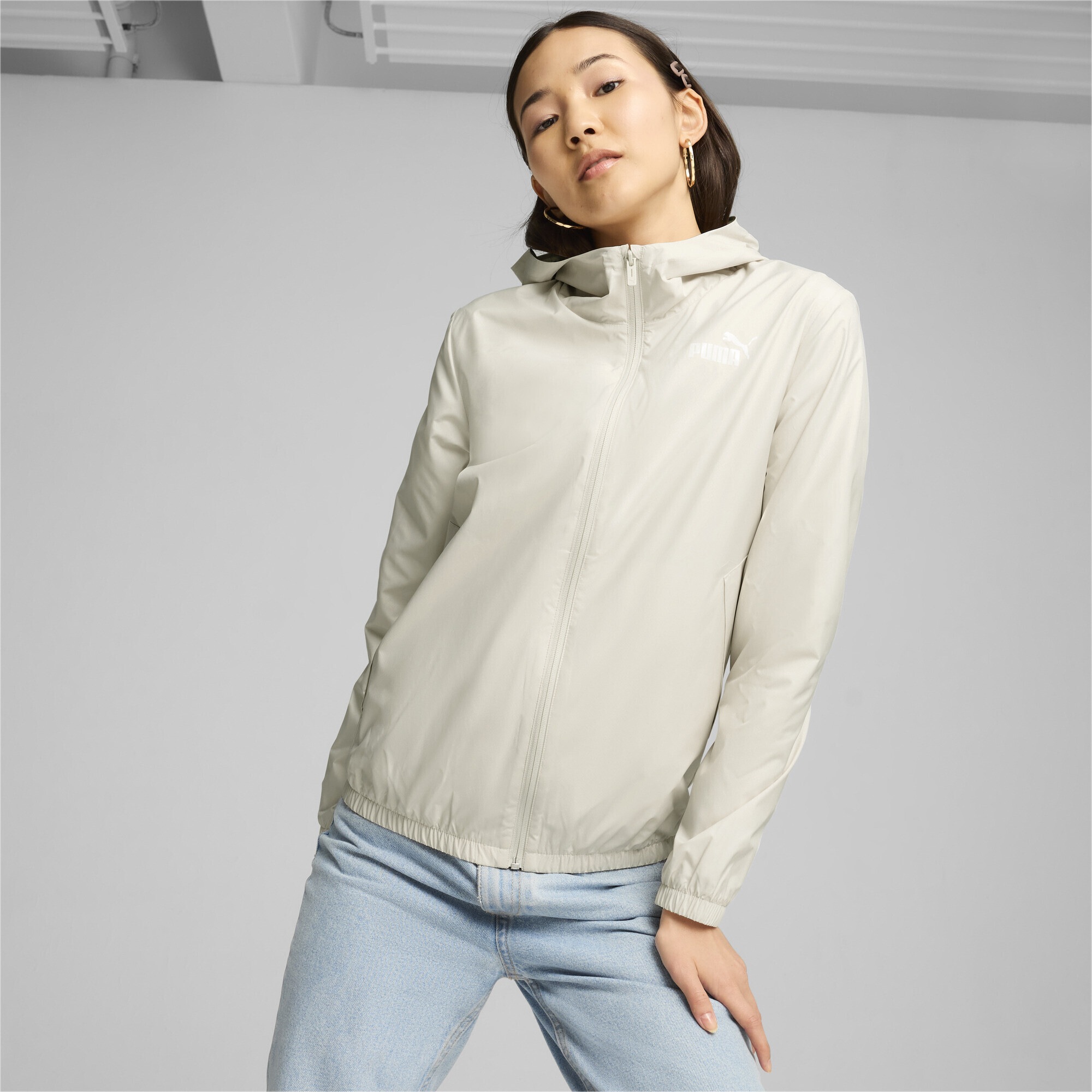 PUMA Windbreaker »Essentials Solid Windjacke Damen«
