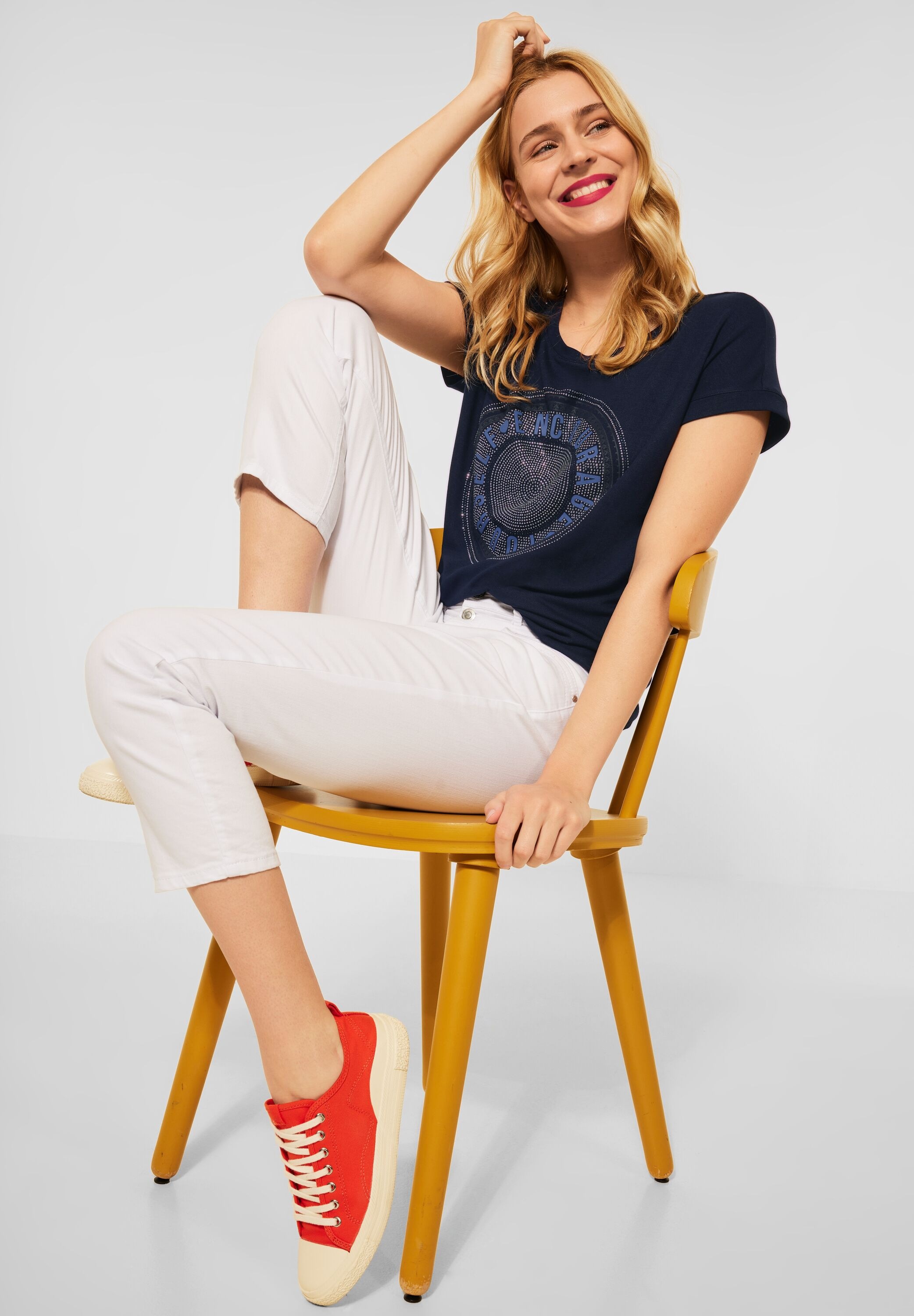 STREET ONE T-Shirt, mit Schriftzug aus Strasssteinen