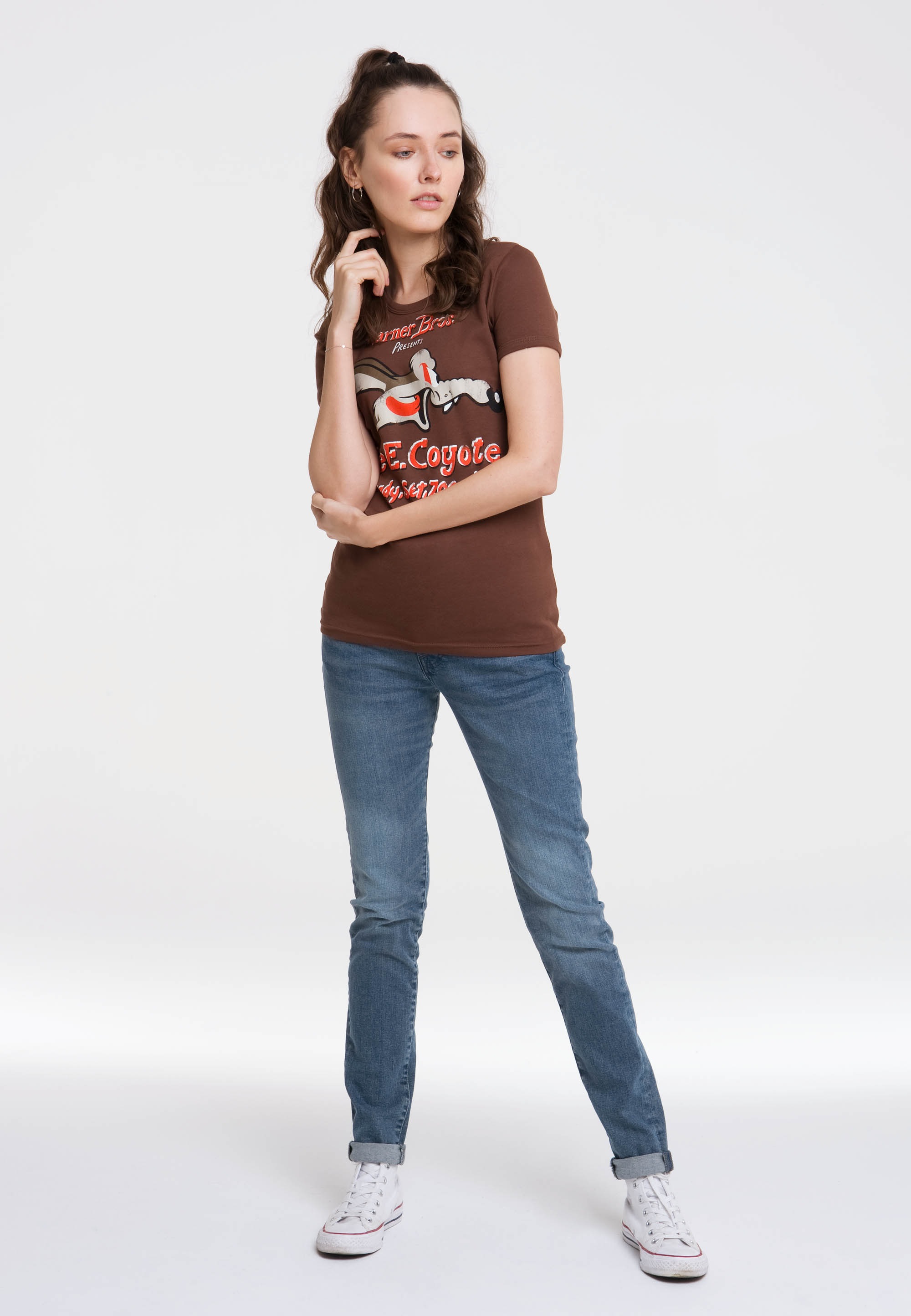 LOGOSHIRT T-Shirt »Looney Tunes«, mit lizenziertem Originaldesign