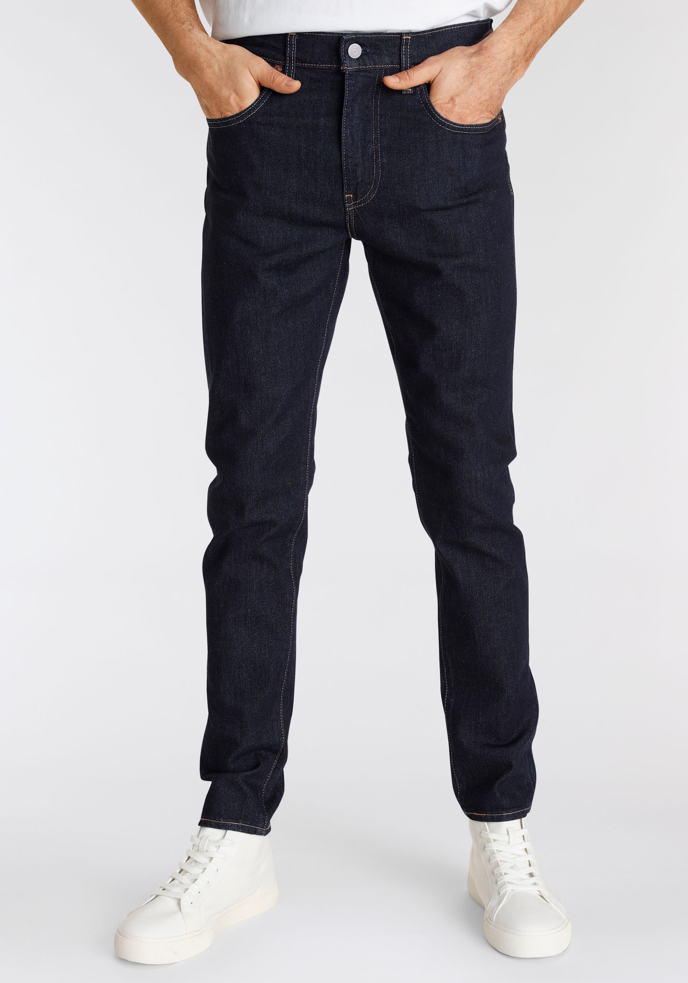 Levis "512 Slim Taper Fit" mit Markenlabel günstig online kaufen