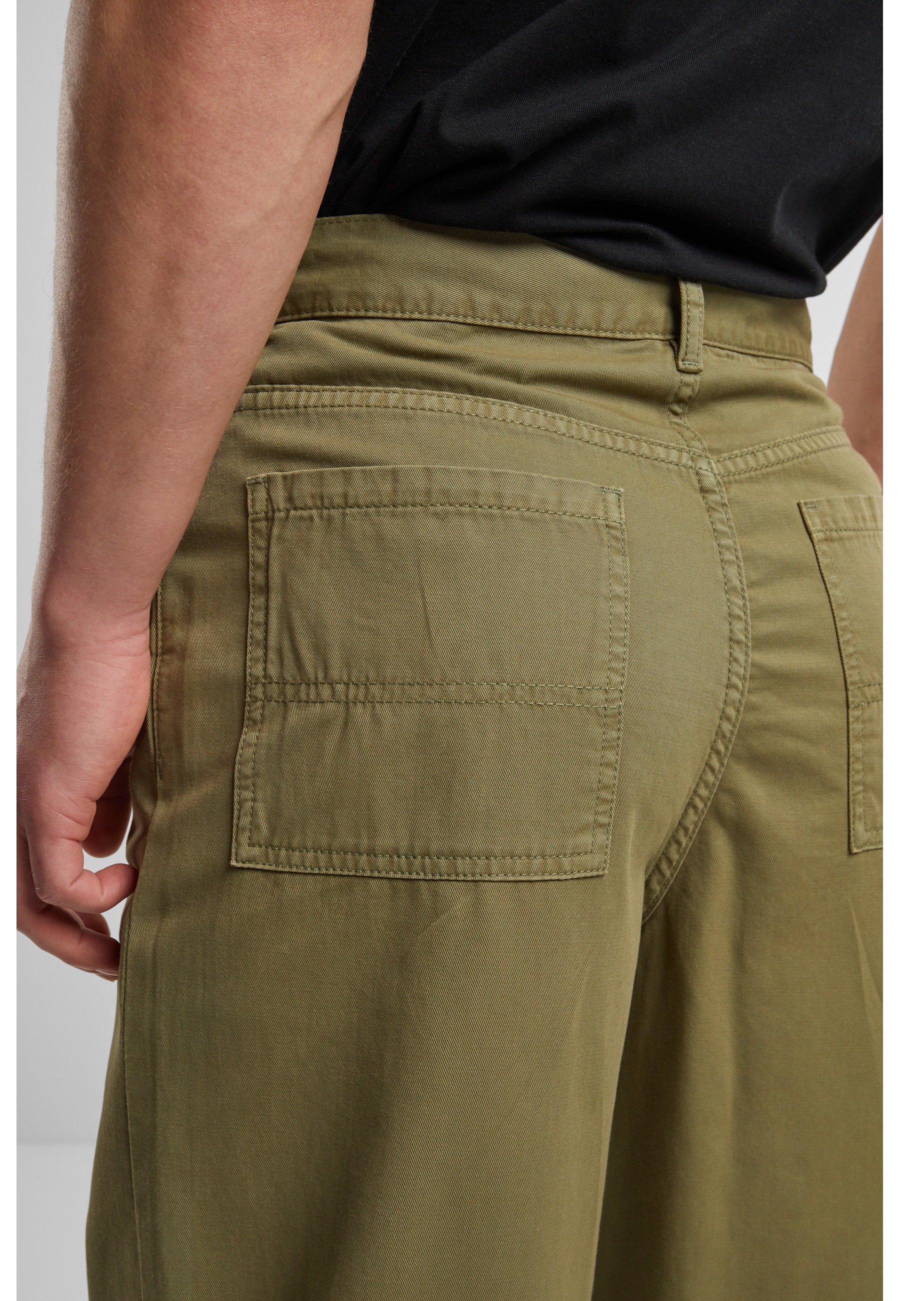 URBAN CLASSICS Bequeme Jeans »Urban Classics 90es Pants With Dividing Seams«