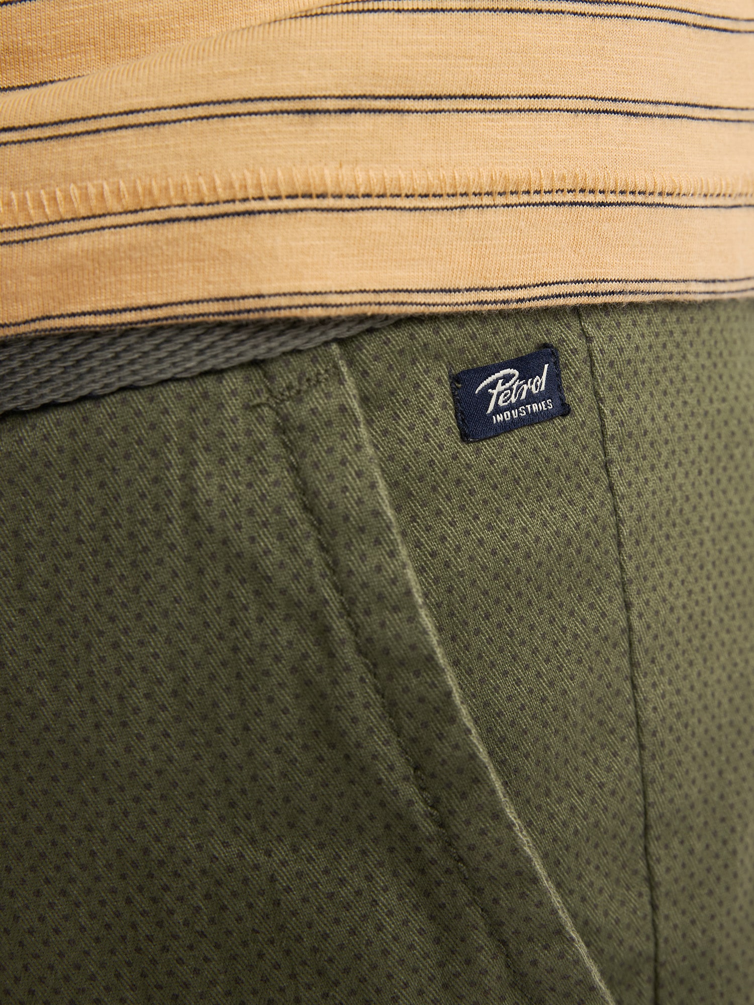 Petrol Industries Chinoshorts, mit Gürtel