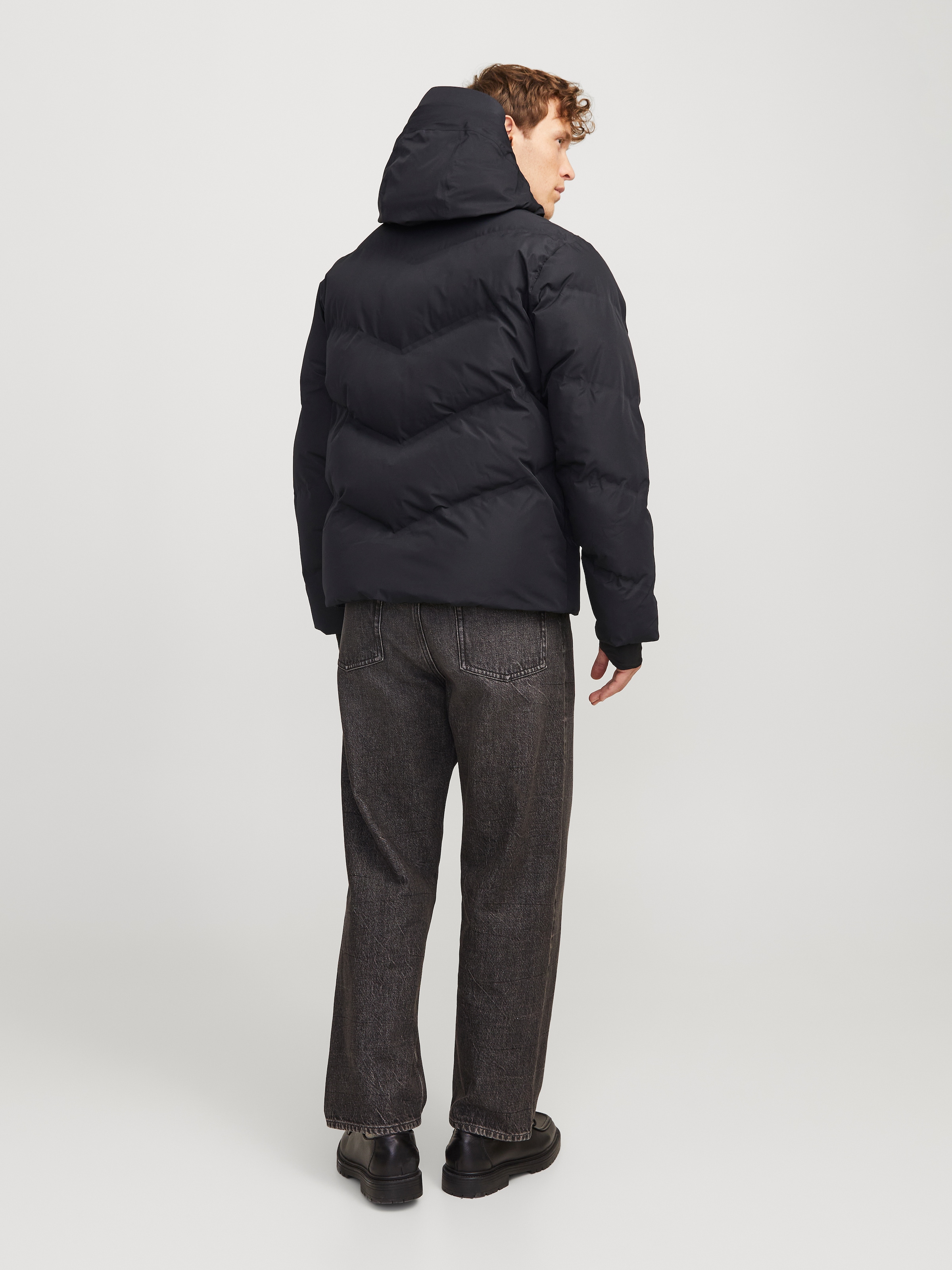 Jack & Jones Steppjacke »JCOSLAY HEAT QUILTED PUFFER SN«, mit Kapuze