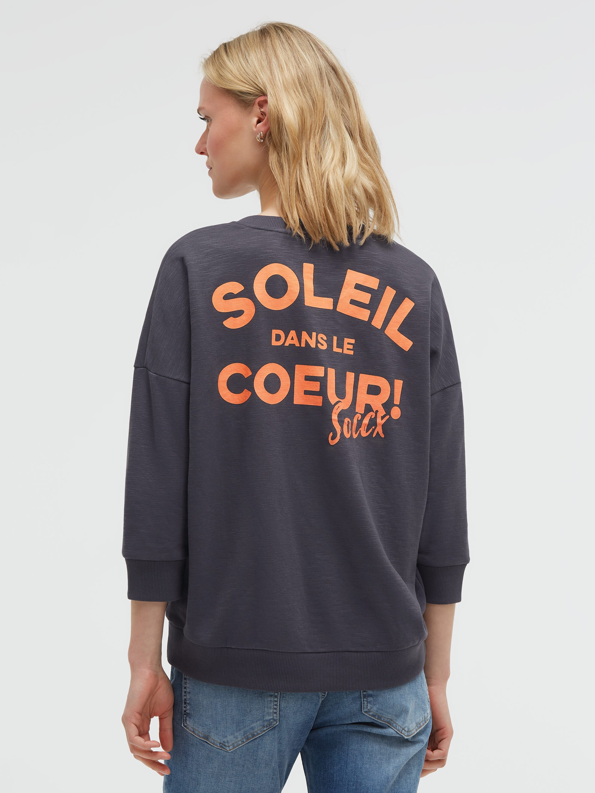 SOCCX 1100000002199, mit überschnittener Schulter