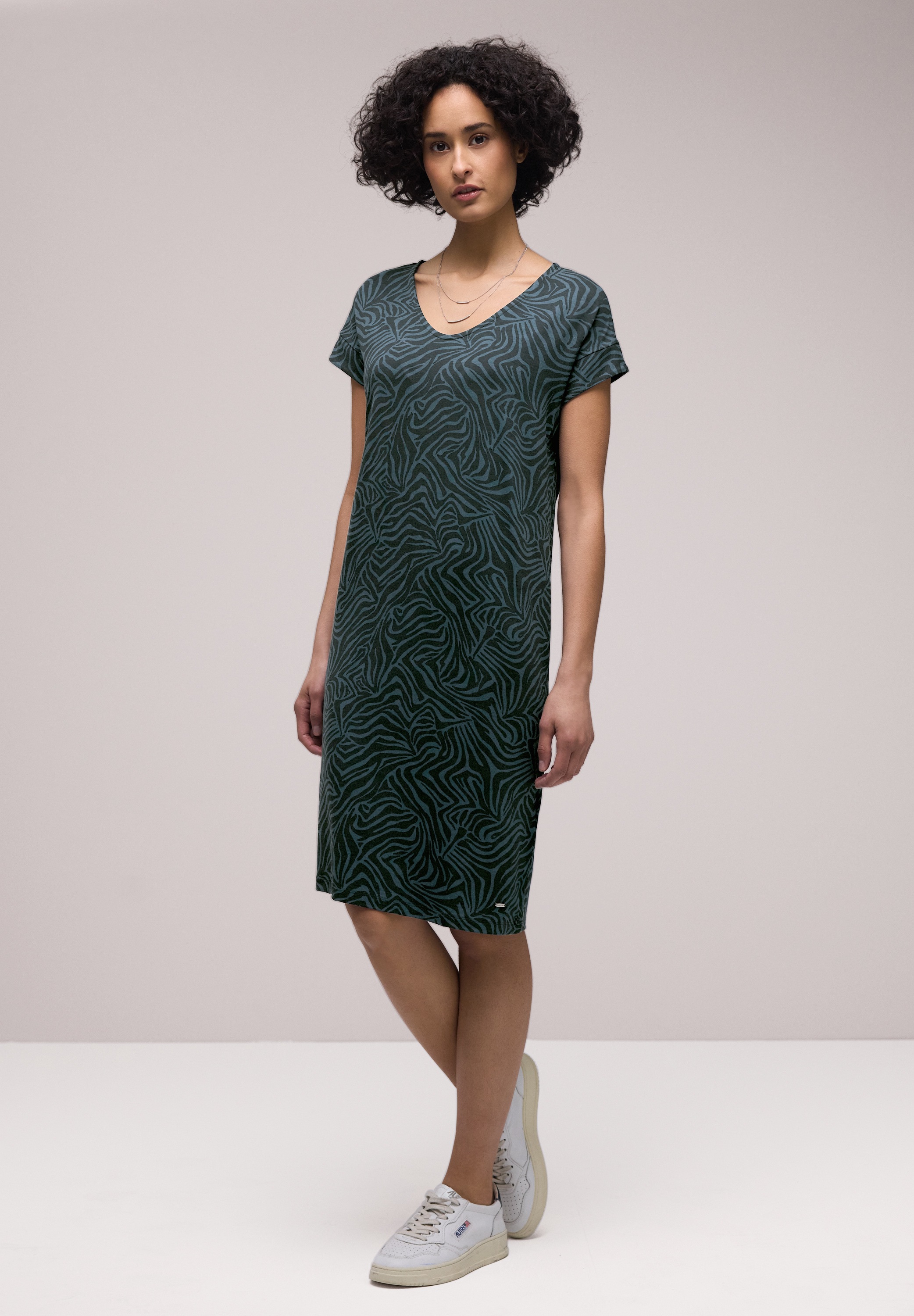 STREET ONE Midikleid Ohne Taschen aus Viskose