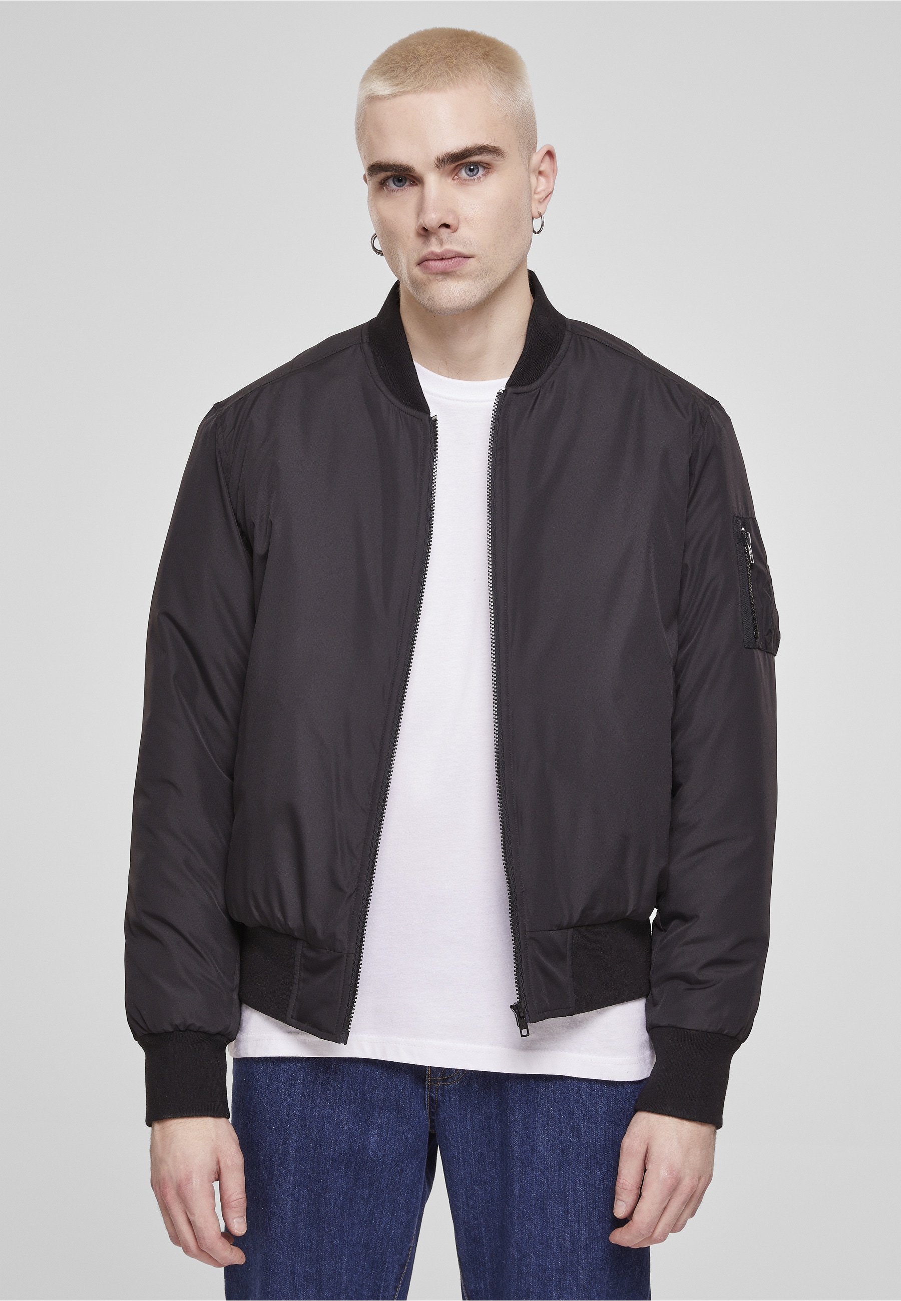 URBAN CLASSICS Allwetterjacke »Urban Classics Herren Recyclet Basic Bomber Jacket« 1 Stk. tlg. ohne Kapuze