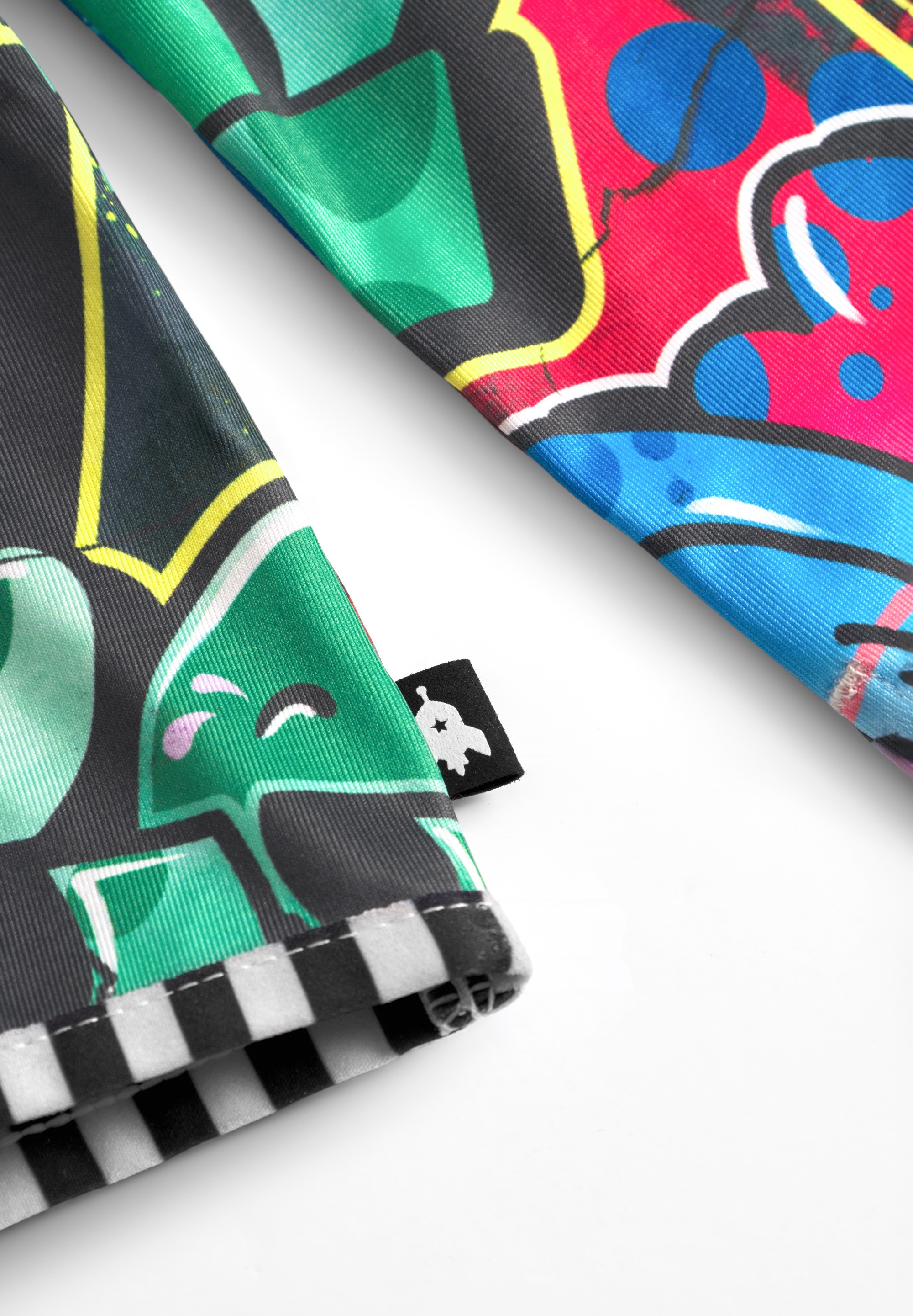 WeeDo Langarmshirt »COSMO SPRAYPRINT«, Feuchtigkeitsregulierendes Funktionsshirt für Kinder